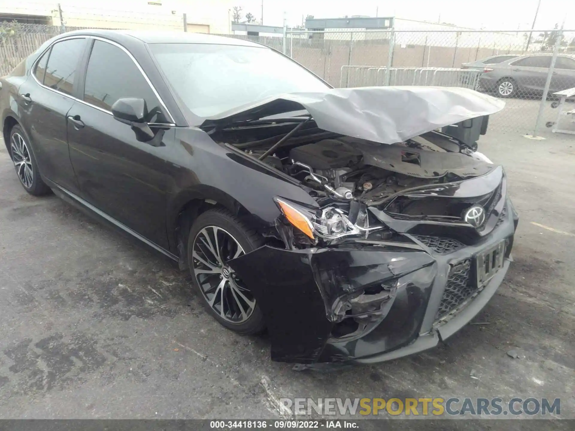 1 Photograph of a damaged car 4T1B11HK0KU179410 TOYOTA CAMRY 2019