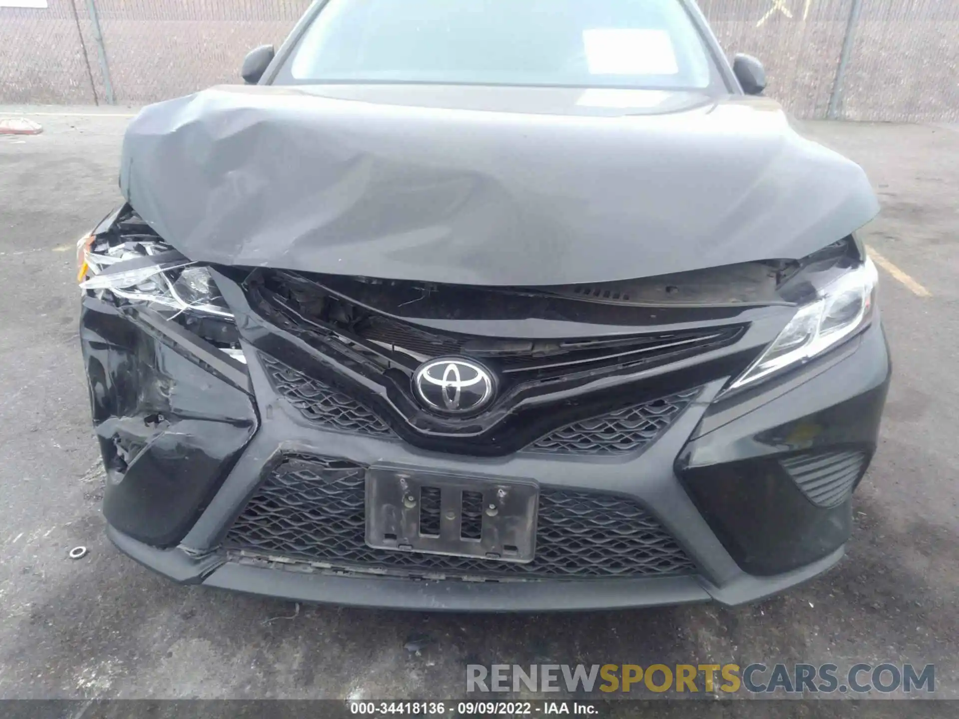 6 Photograph of a damaged car 4T1B11HK0KU179410 TOYOTA CAMRY 2019