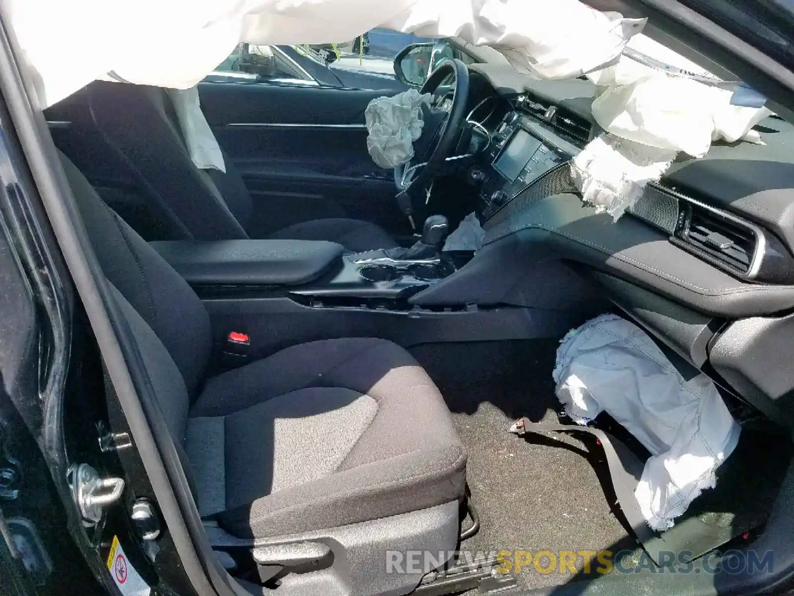 5 Photograph of a damaged car 4T1B11HK0KU180606 TOYOTA CAMRY 2019