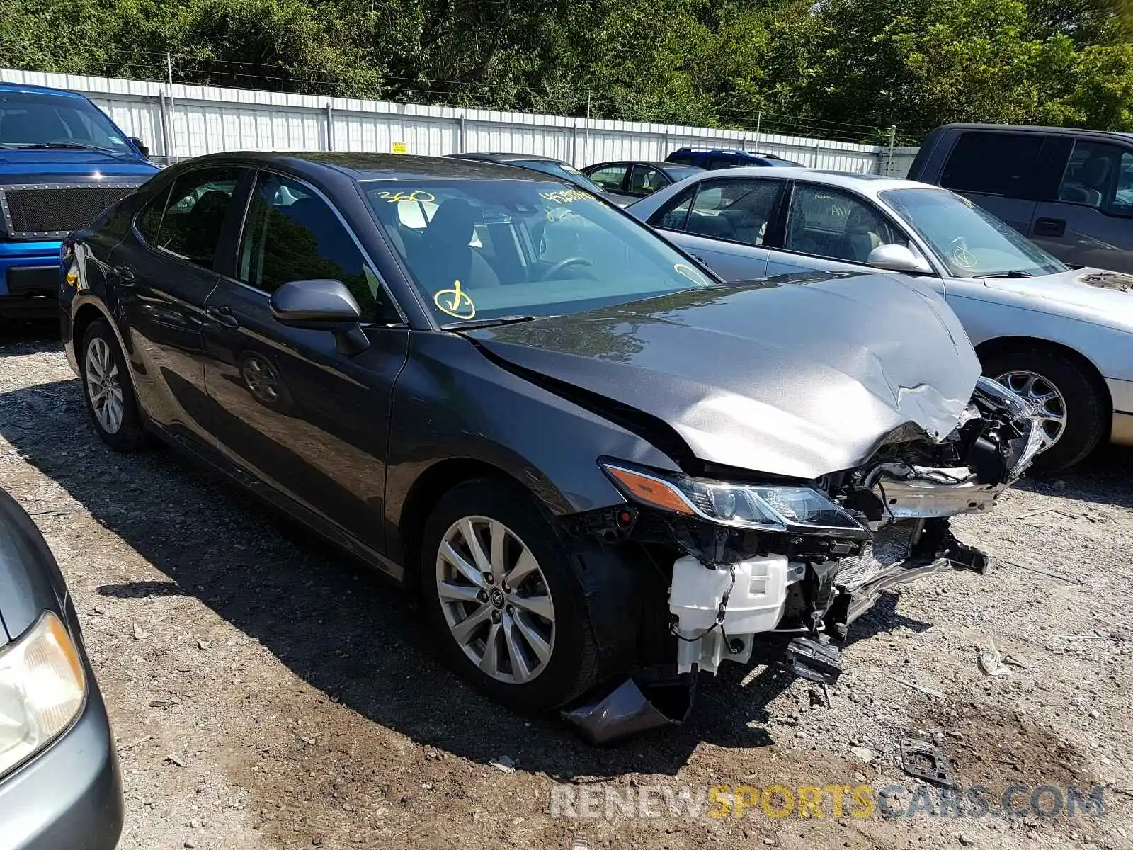 1 Photograph of a damaged car 4T1B11HK0KU181044 TOYOTA CAMRY 2019