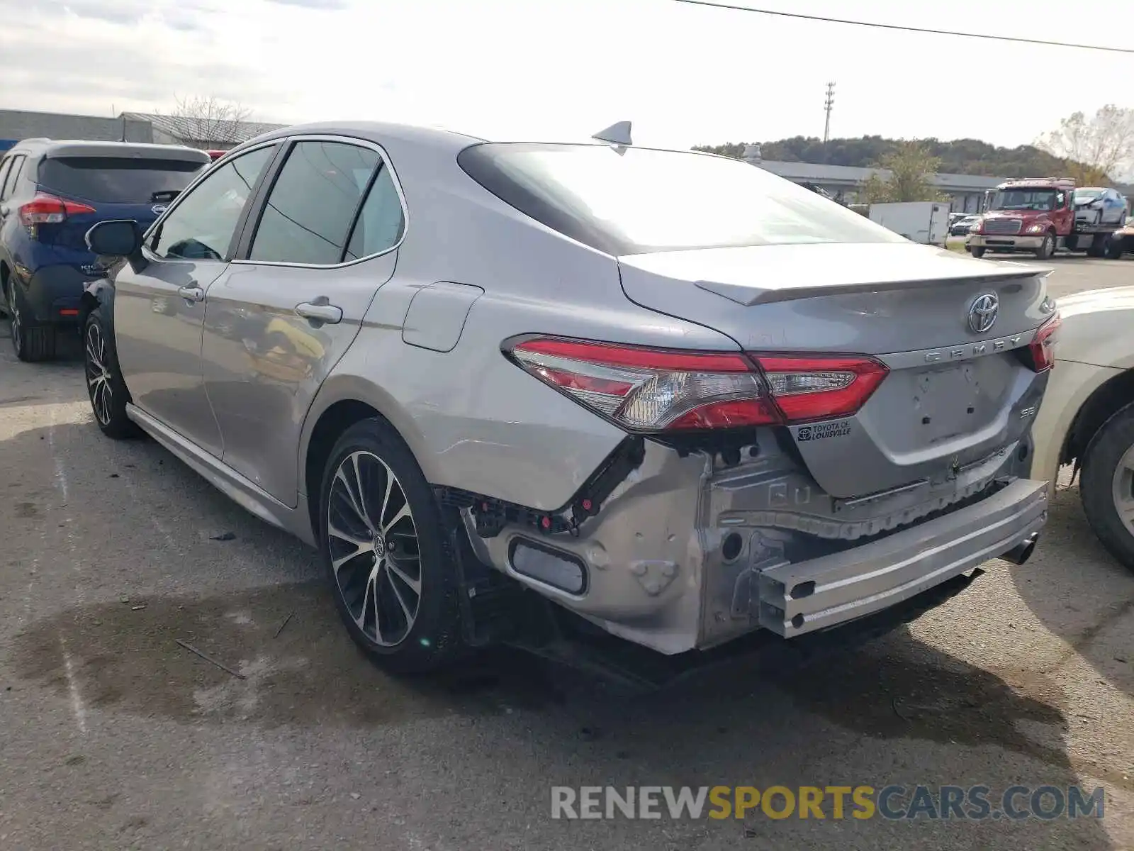 3 Photograph of a damaged car 4T1B11HK0KU181299 TOYOTA CAMRY 2019