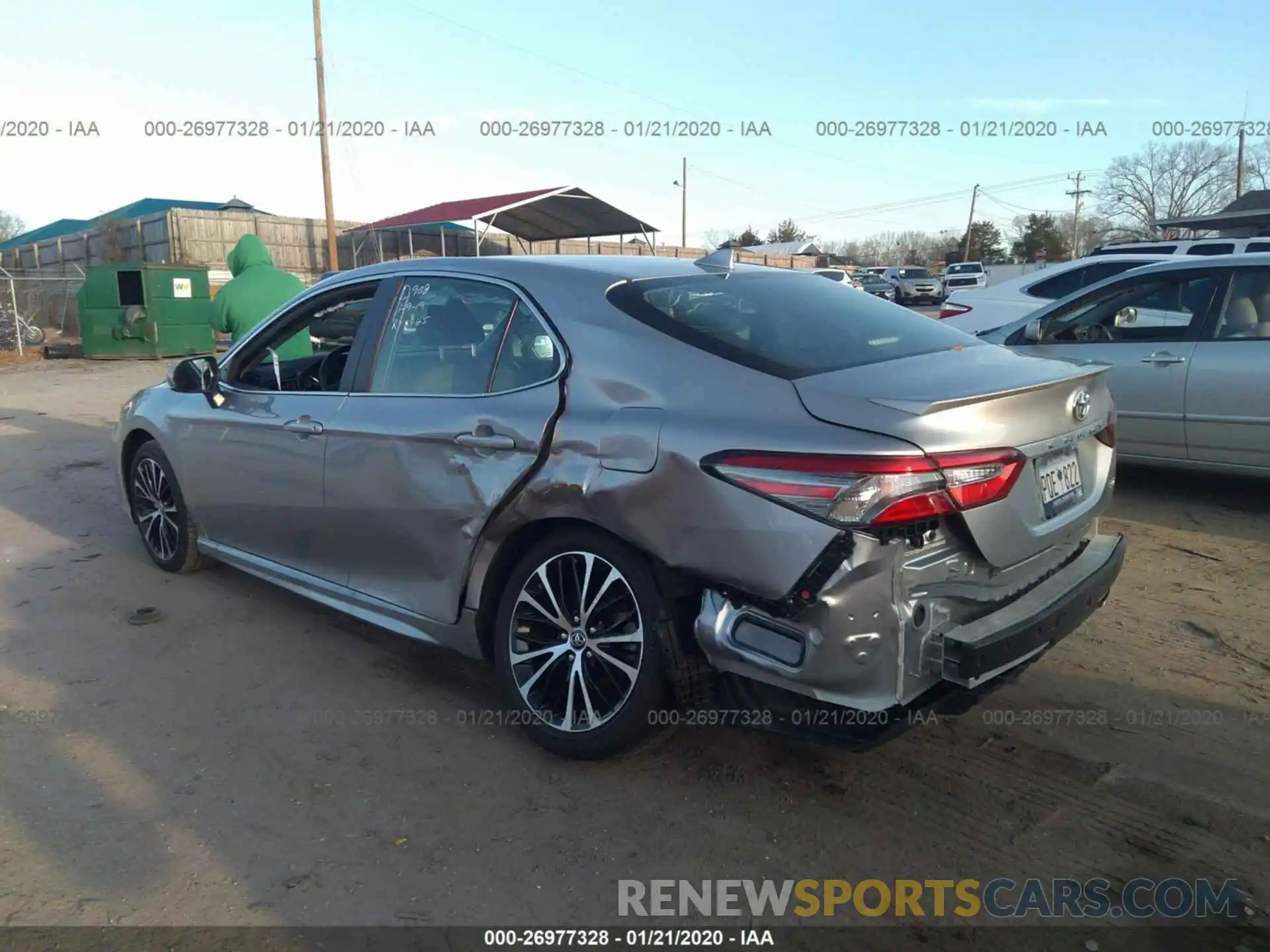 3 Фотография поврежденного автомобиля 4T1B11HK0KU182484 TOYOTA CAMRY 2019