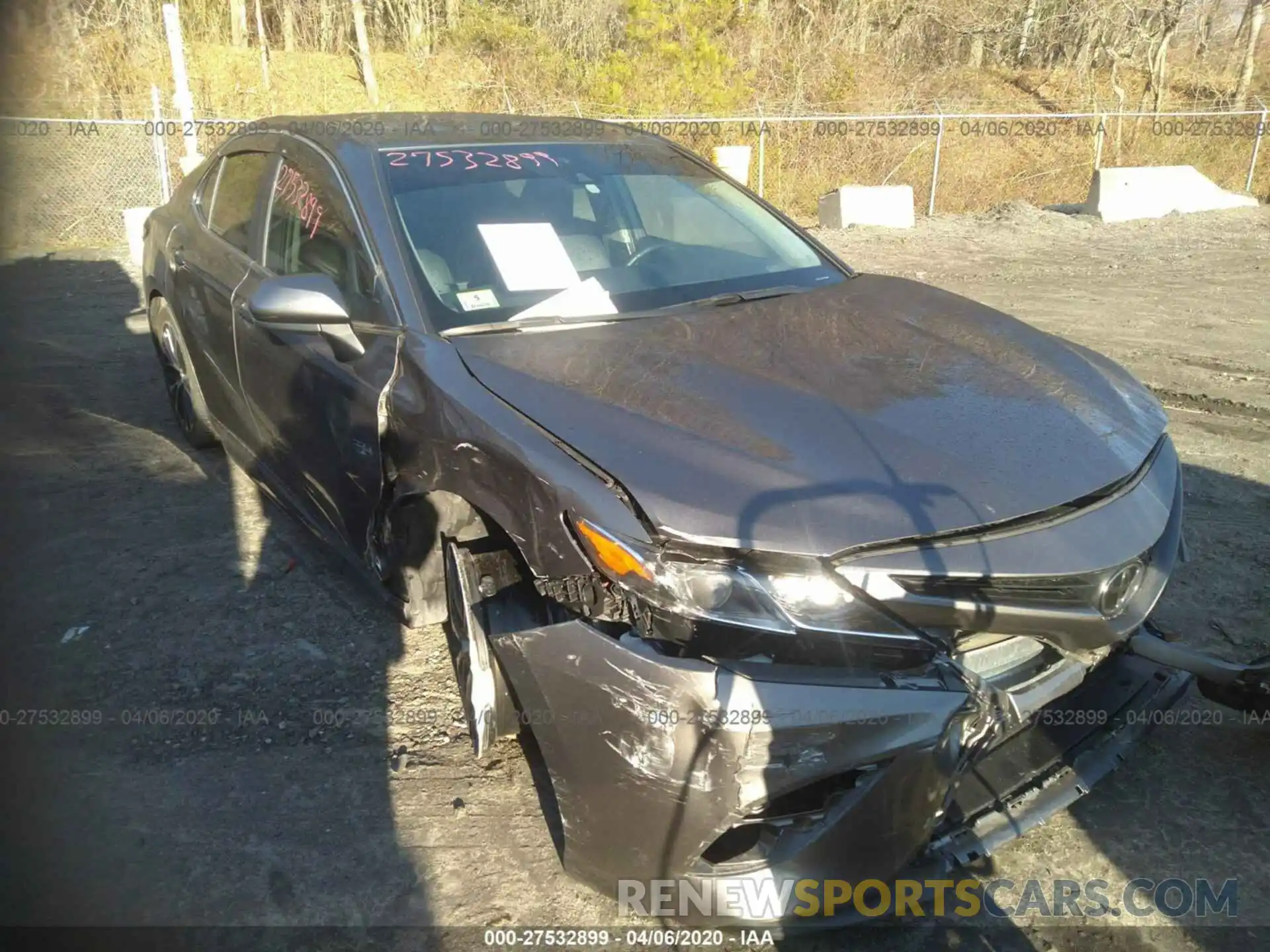 6 Photograph of a damaged car 4T1B11HK0KU182632 TOYOTA CAMRY 2019