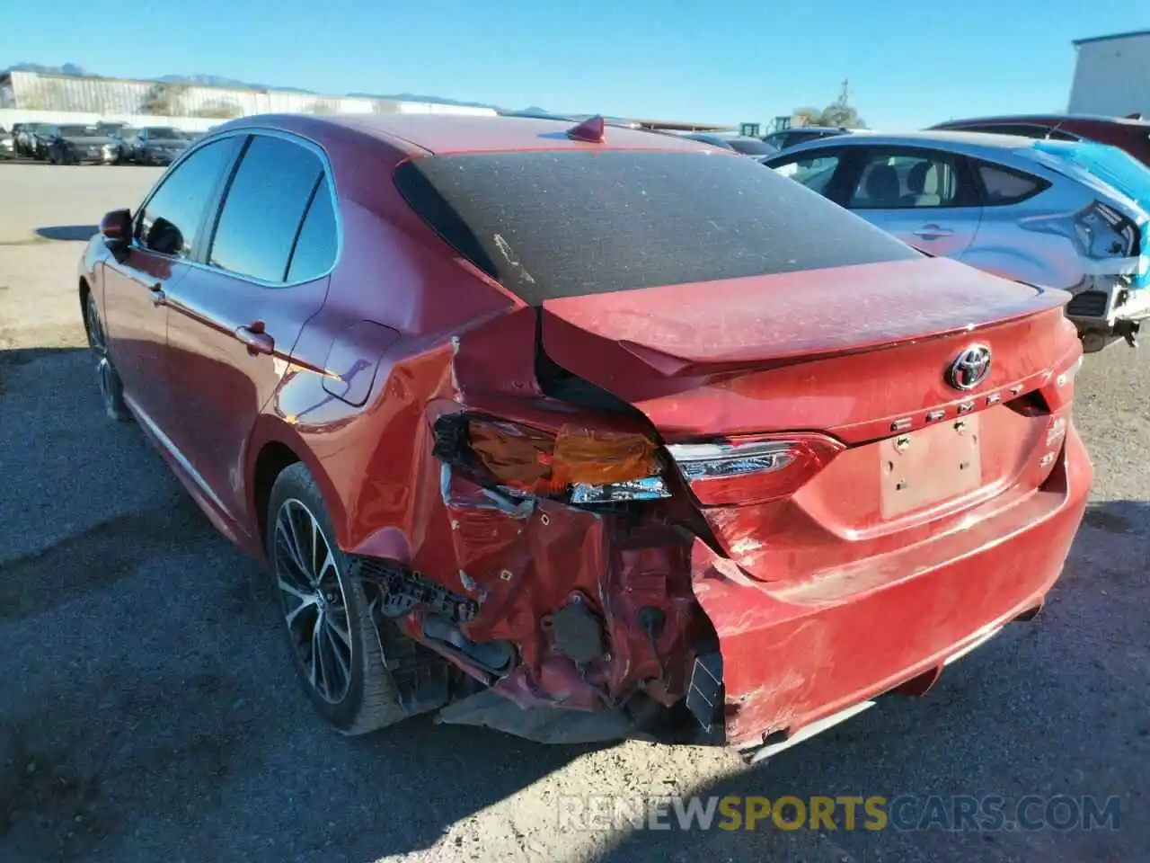 3 Photograph of a damaged car 4T1B11HK0KU183070 TOYOTA CAMRY 2019