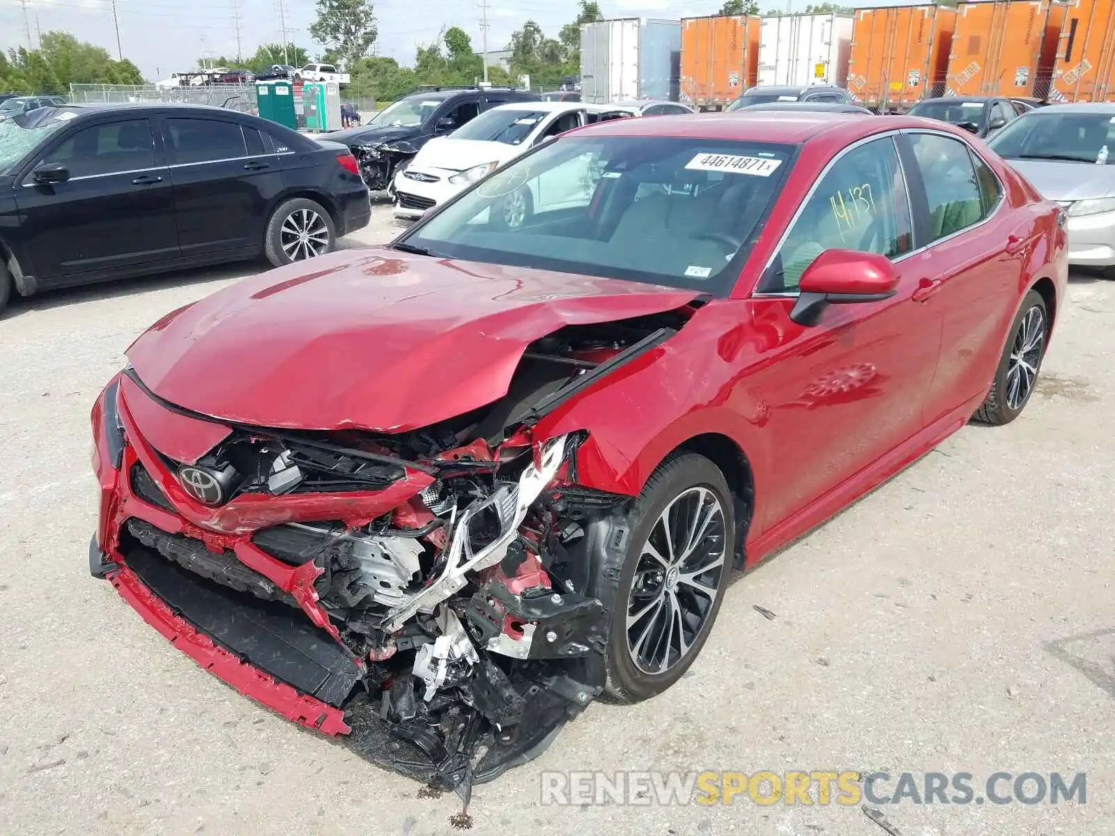 2 Photograph of a damaged car 4T1B11HK0KU183439 TOYOTA CAMRY 2019