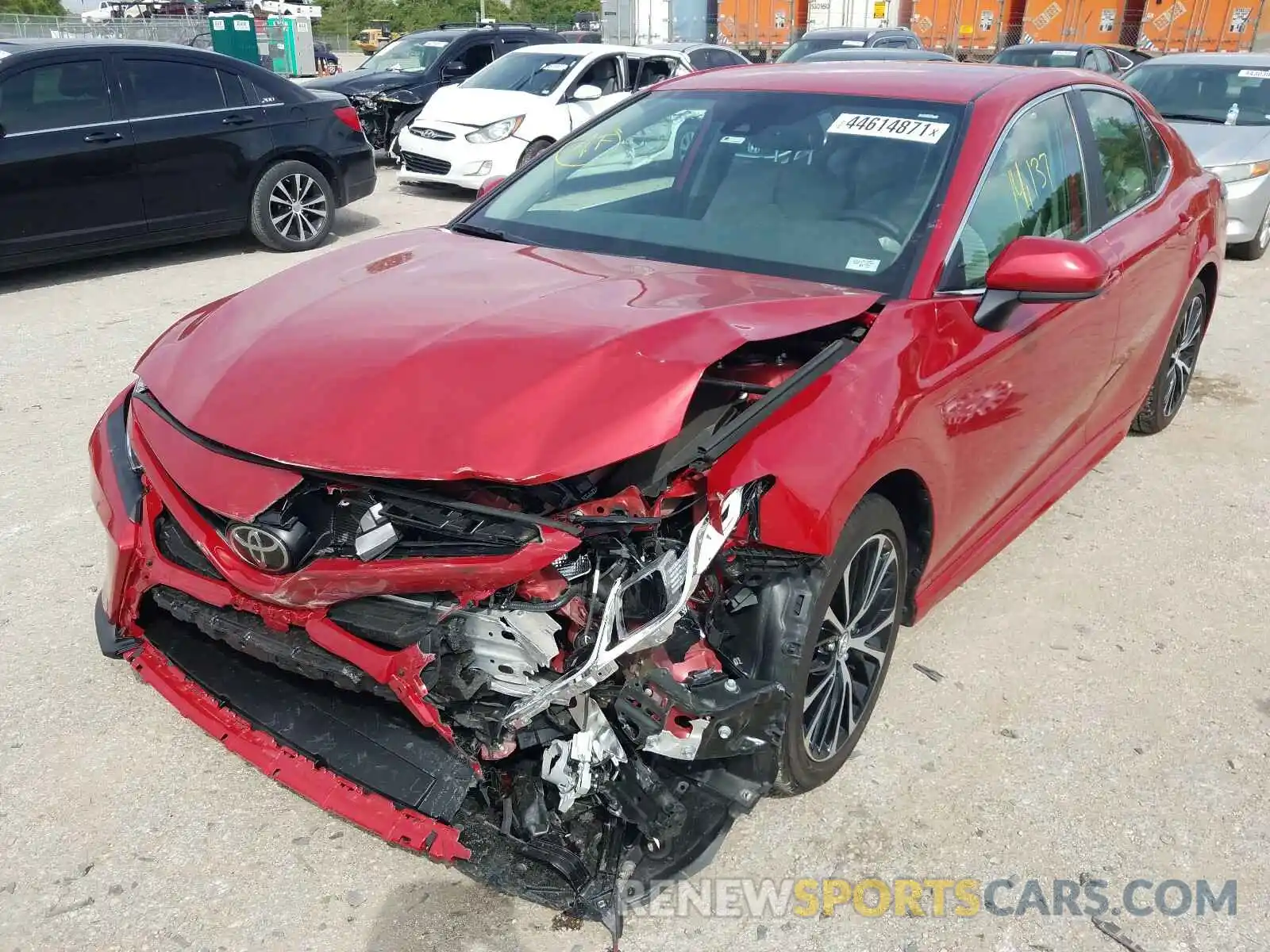 9 Photograph of a damaged car 4T1B11HK0KU183439 TOYOTA CAMRY 2019