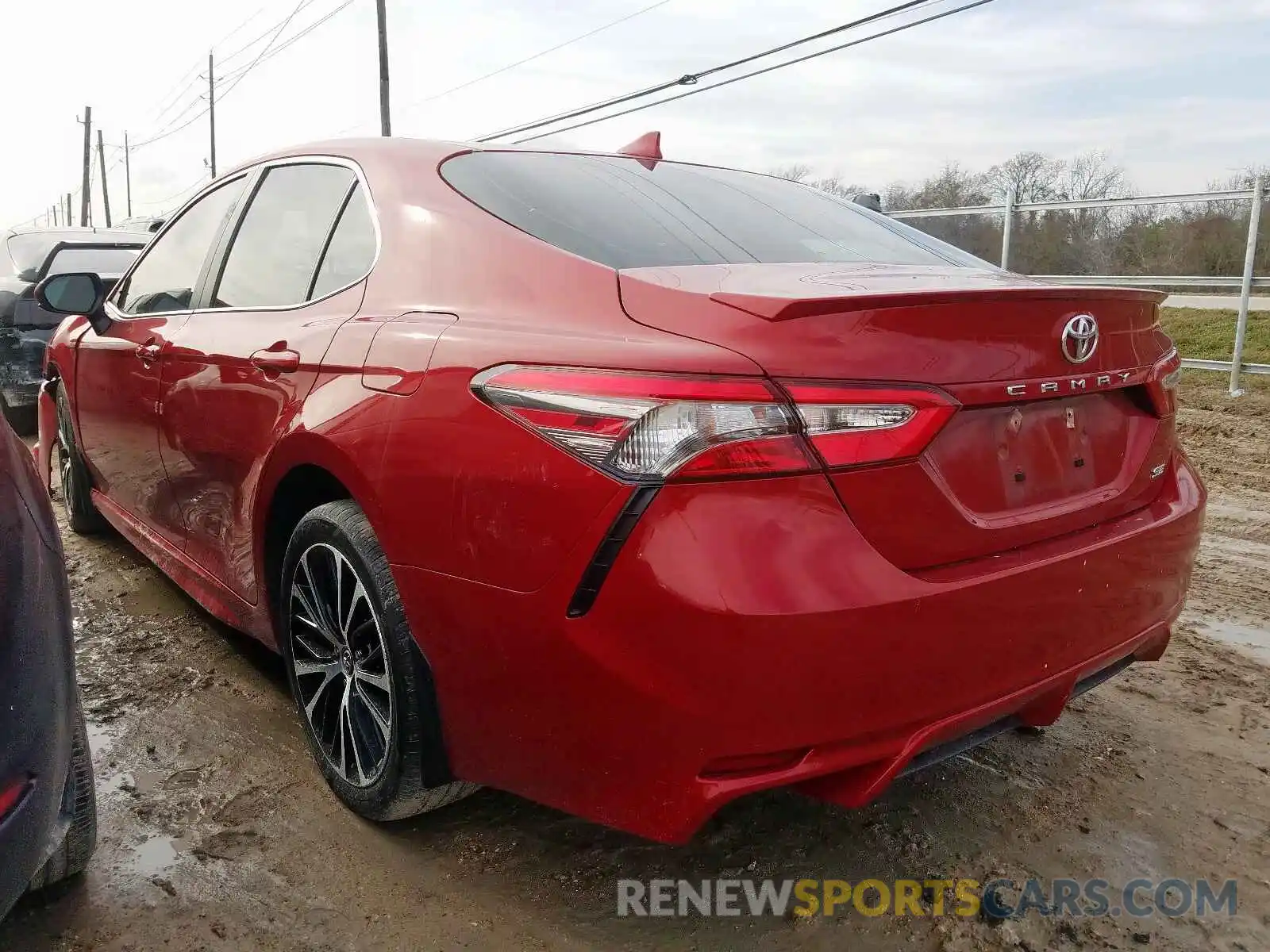 3 Photograph of a damaged car 4T1B11HK0KU183523 TOYOTA CAMRY 2019