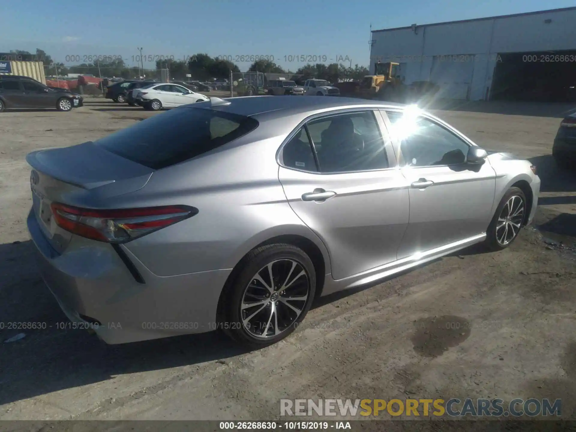 4 Photograph of a damaged car 4T1B11HK0KU184252 TOYOTA CAMRY 2019