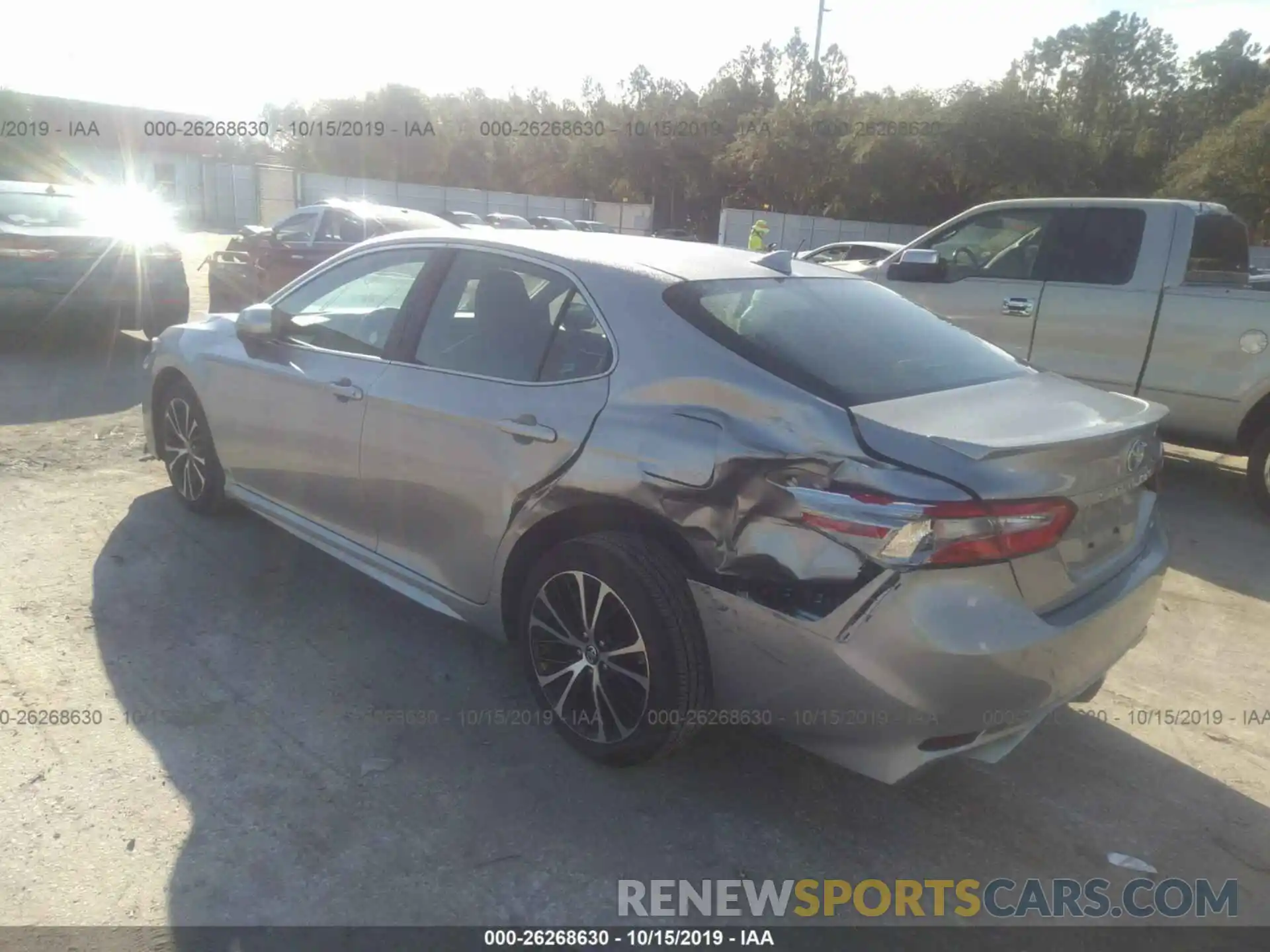 6 Photograph of a damaged car 4T1B11HK0KU184252 TOYOTA CAMRY 2019