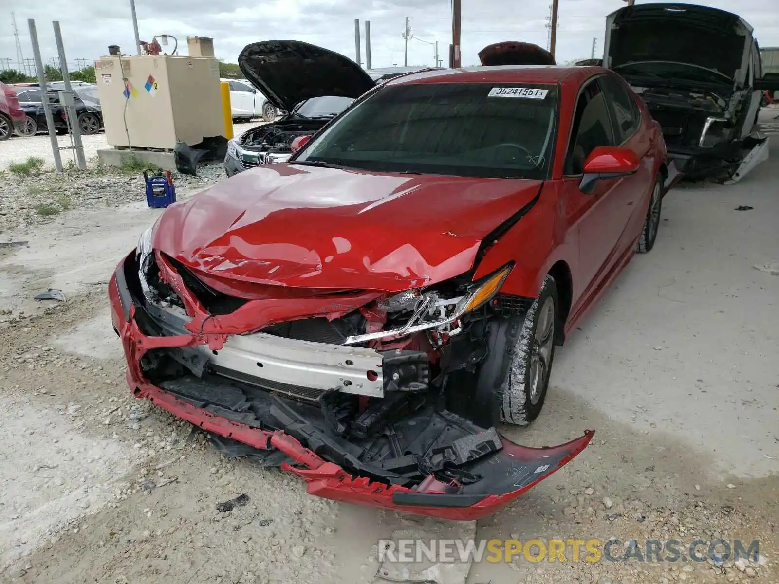 2 Photograph of a damaged car 4T1B11HK0KU185613 TOYOTA CAMRY 2019