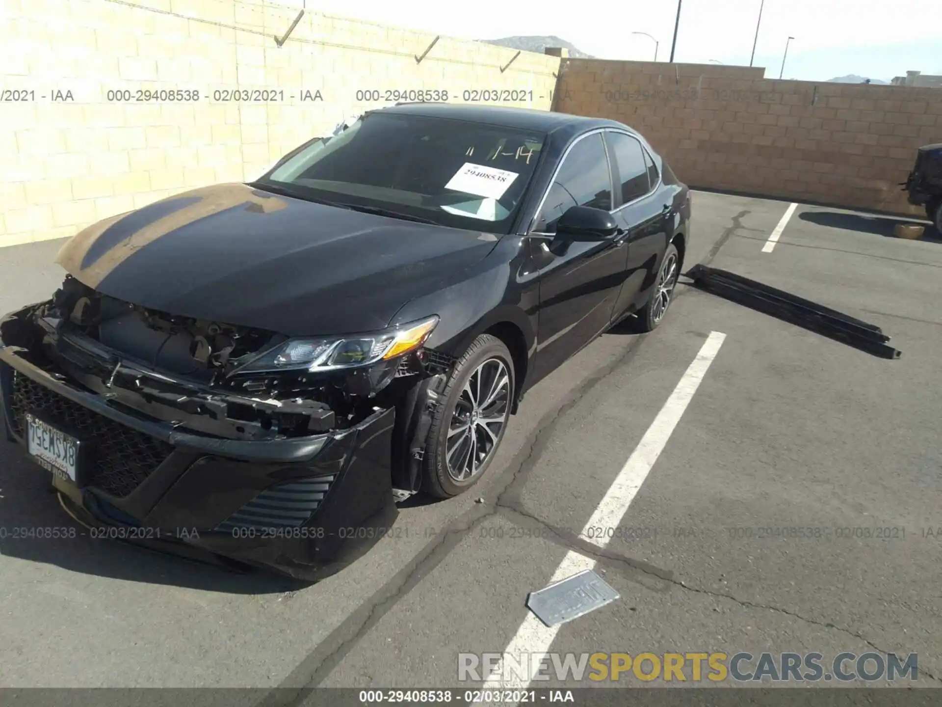 2 Photograph of a damaged car 4T1B11HK0KU186082 TOYOTA CAMRY 2019