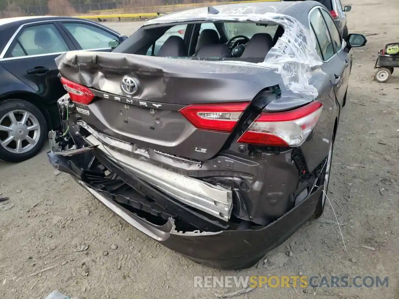 9 Photograph of a damaged car 4T1B11HK0KU186955 TOYOTA CAMRY 2019