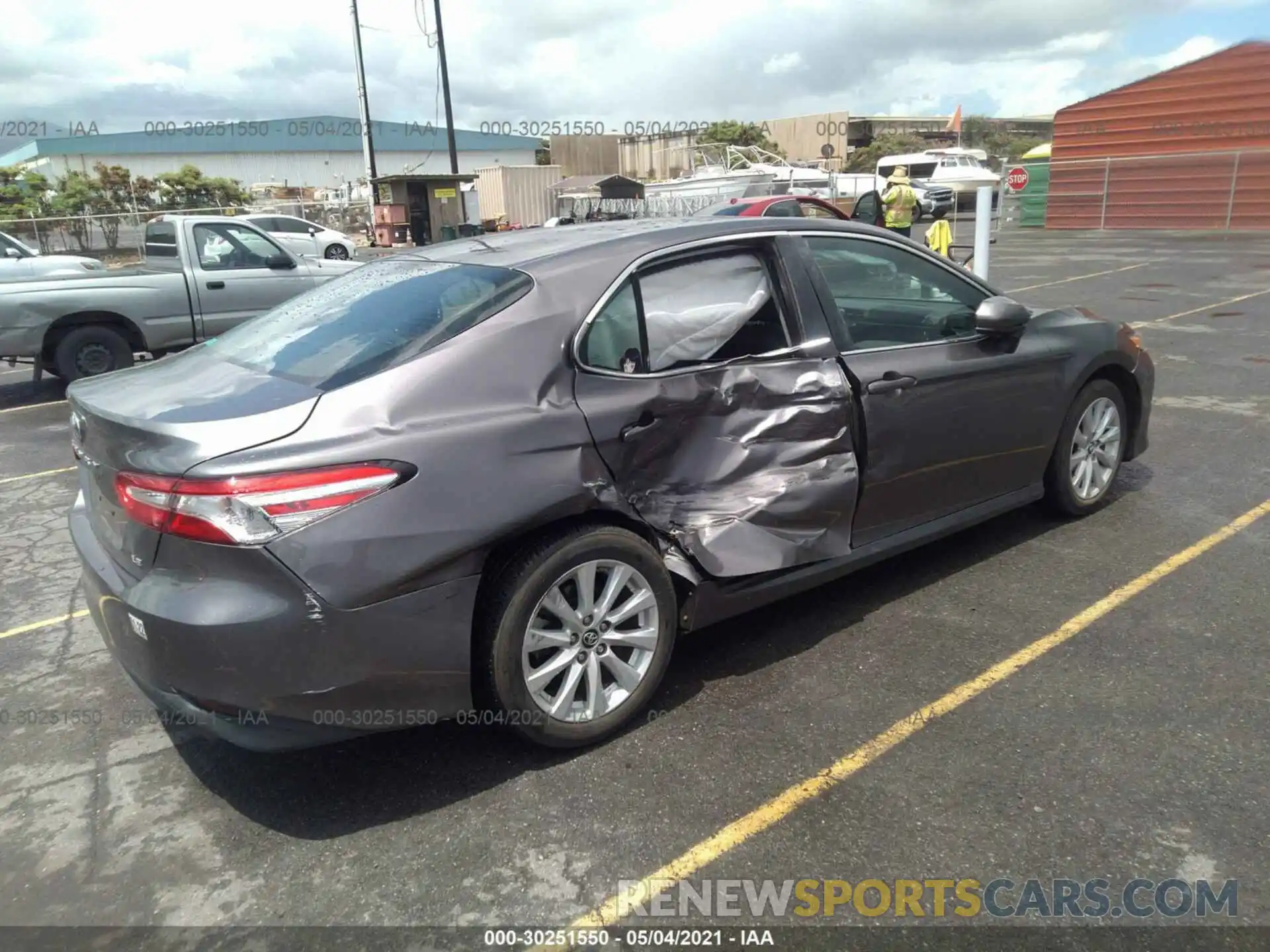 4 Photograph of a damaged car 4T1B11HK0KU187801 TOYOTA CAMRY 2019