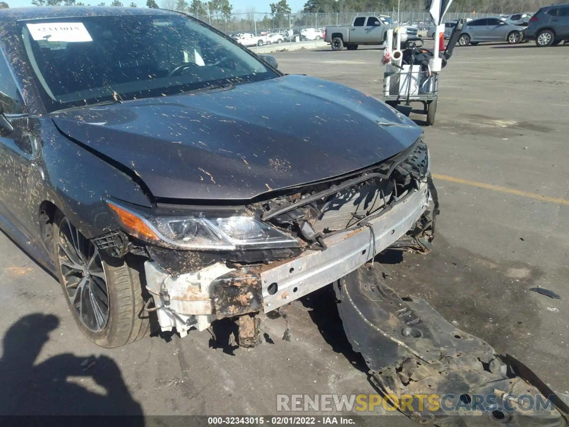 6 Photograph of a damaged car 4T1B11HK0KU188575 TOYOTA CAMRY 2019