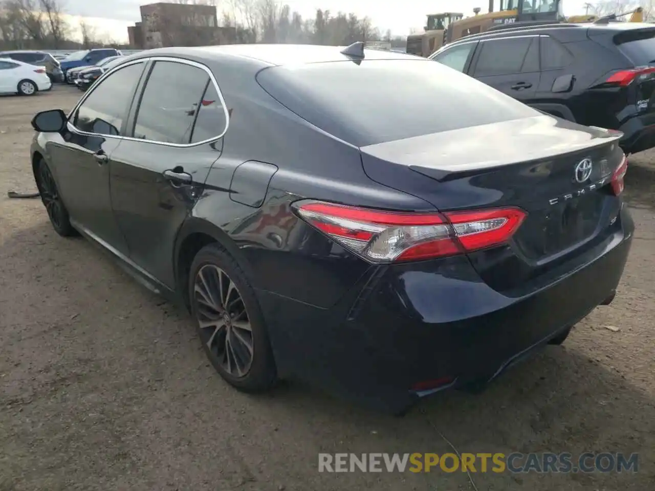 3 Фотография поврежденного автомобиля 4T1B11HK0KU188589 TOYOTA CAMRY 2019