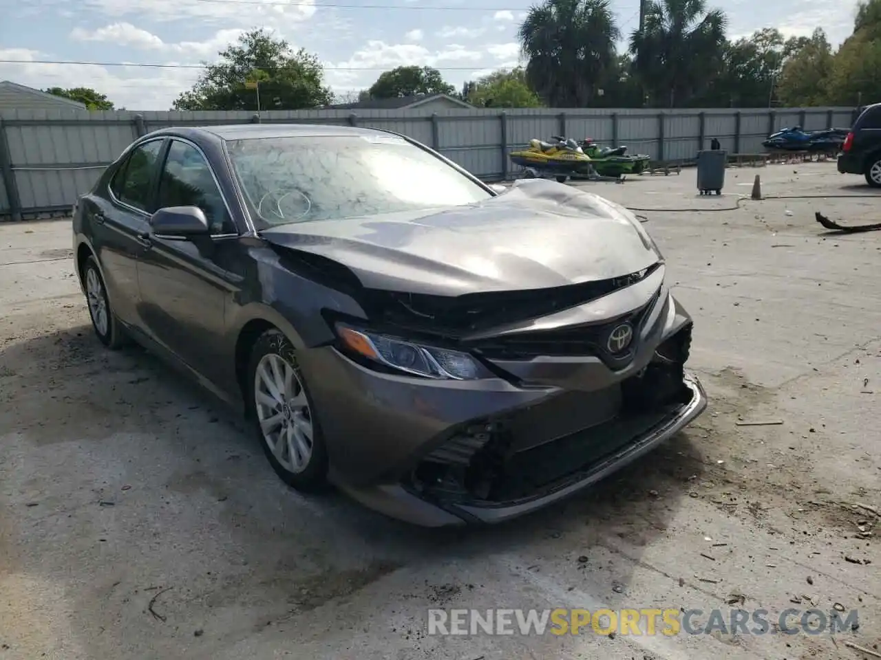 1 Photograph of a damaged car 4T1B11HK0KU188902 TOYOTA CAMRY 2019