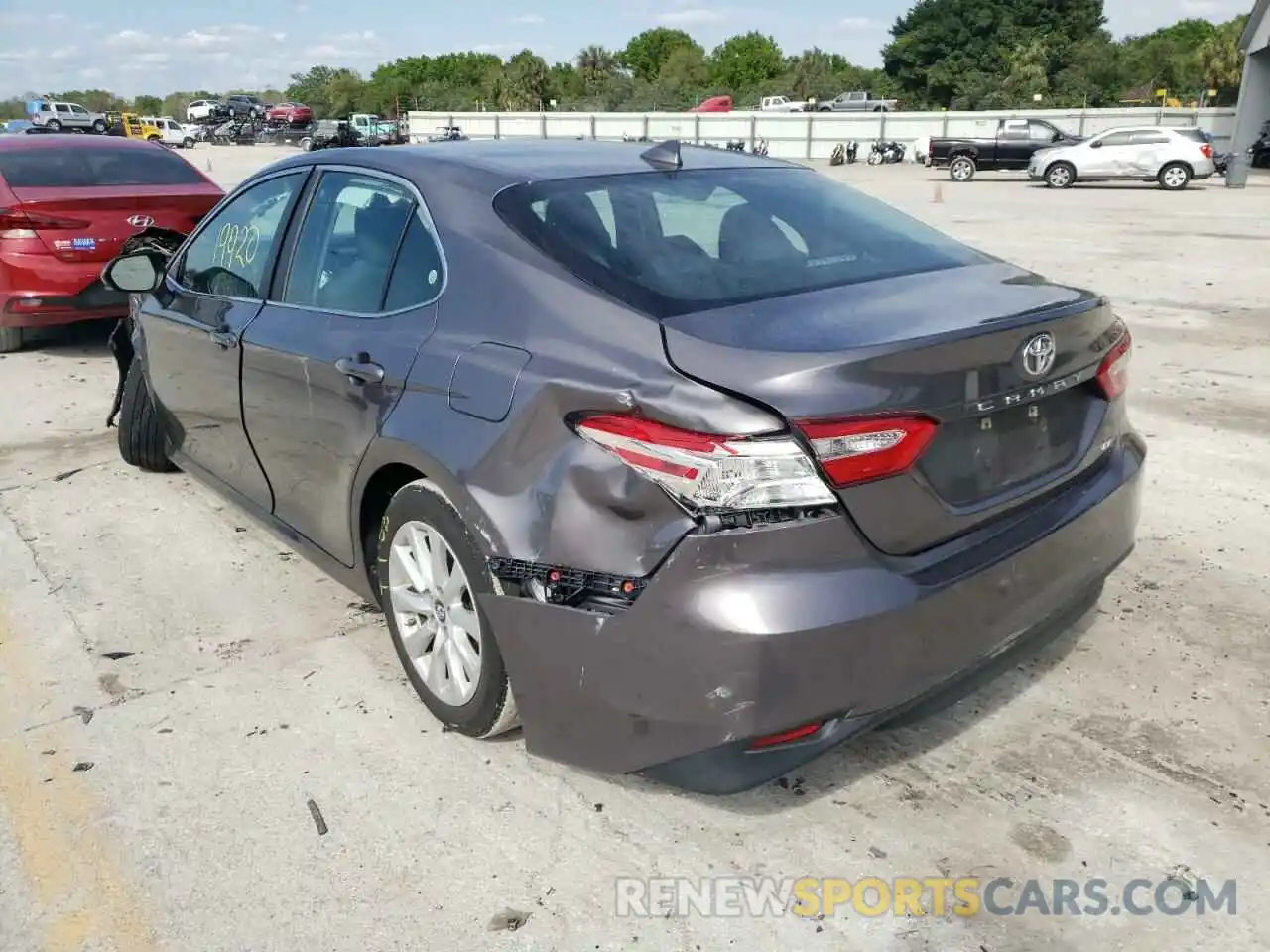 3 Photograph of a damaged car 4T1B11HK0KU188902 TOYOTA CAMRY 2019