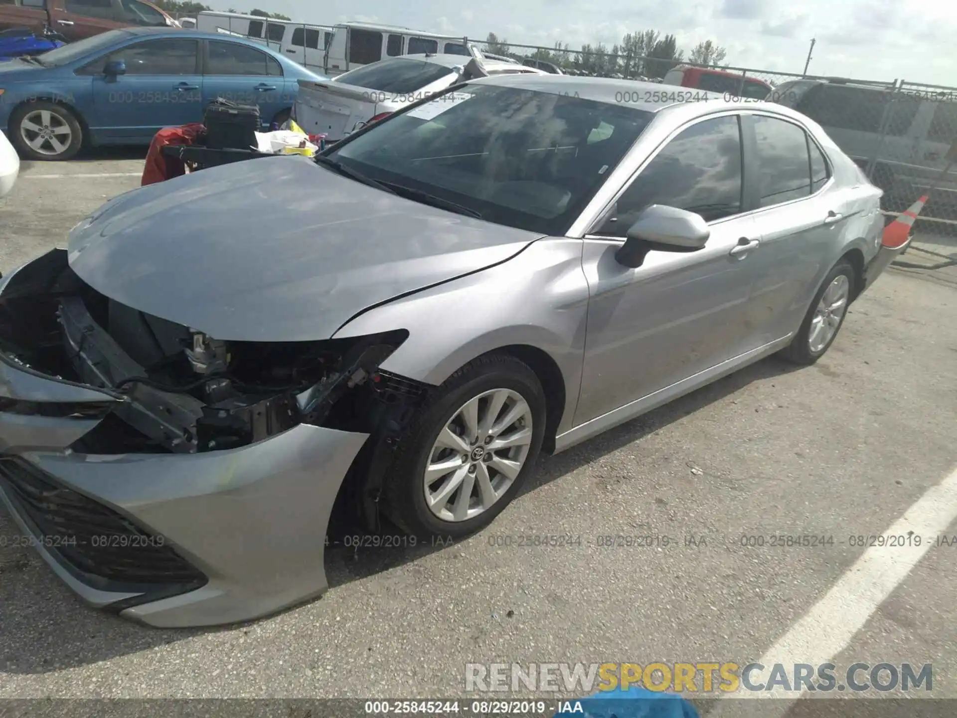 2 Photograph of a damaged car 4T1B11HK0KU189676 TOYOTA CAMRY 2019