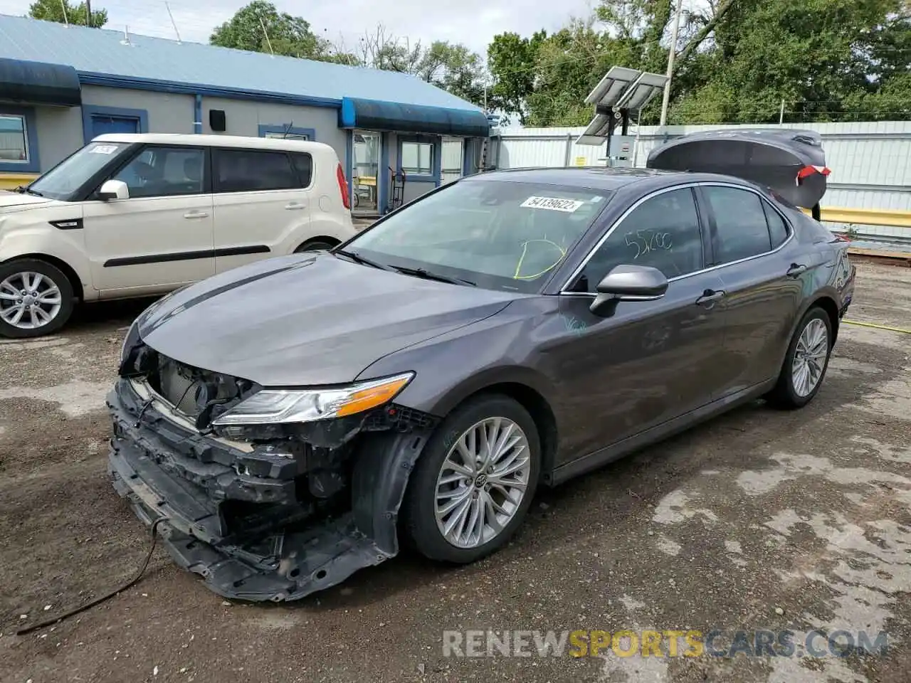 2 Photograph of a damaged car 4T1B11HK0KU190245 TOYOTA CAMRY 2019