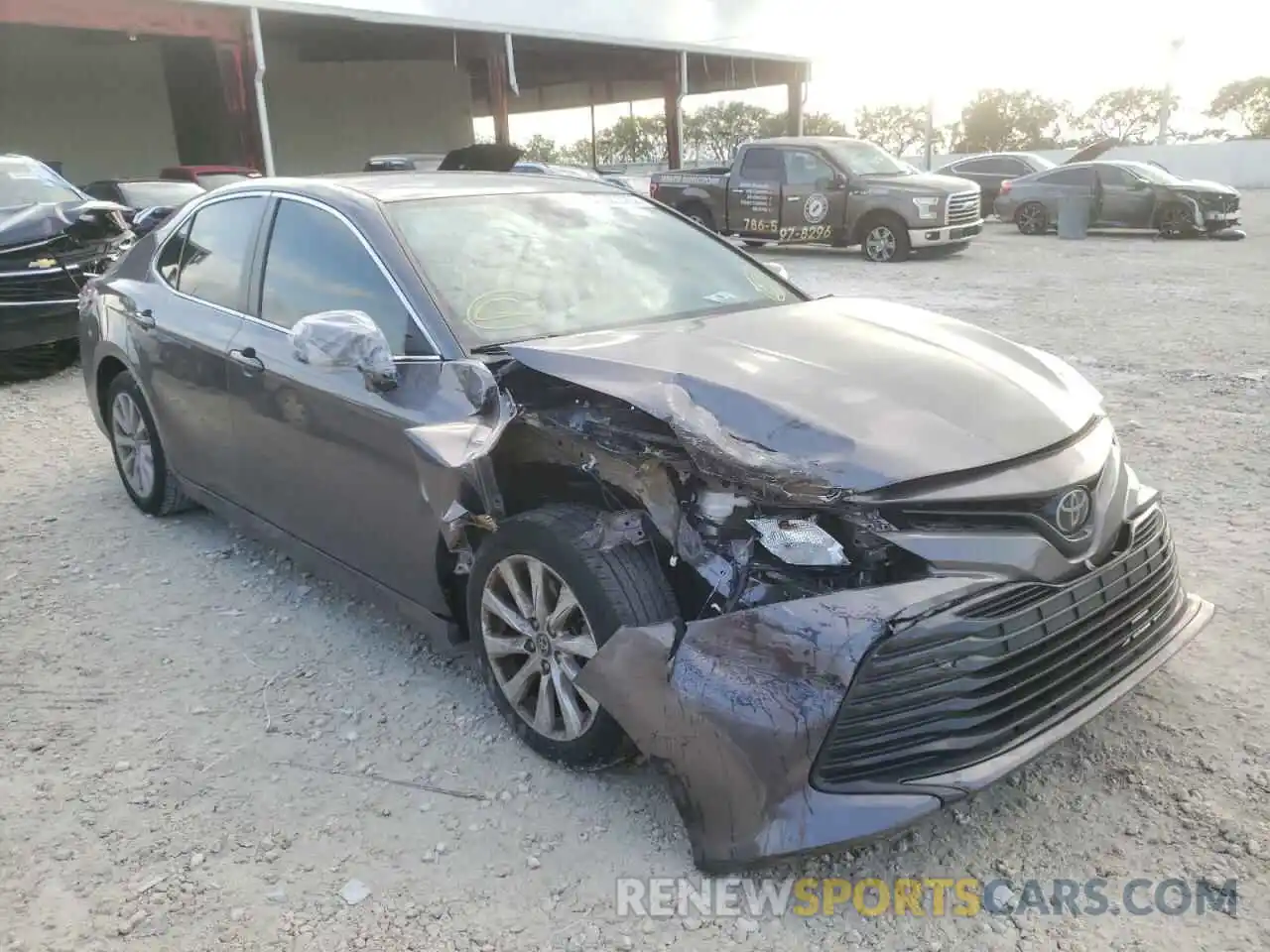 1 Photograph of a damaged car 4T1B11HK0KU190407 TOYOTA CAMRY 2019