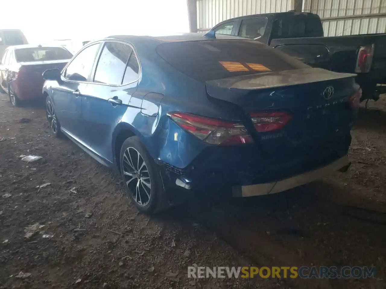 3 Photograph of a damaged car 4T1B11HK0KU190570 TOYOTA CAMRY 2019