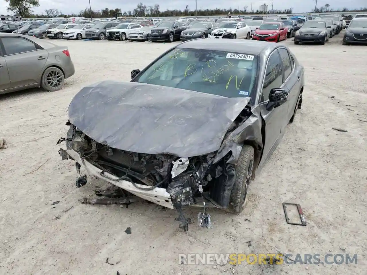 2 Photograph of a damaged car 4T1B11HK0KU191119 TOYOTA CAMRY 2019