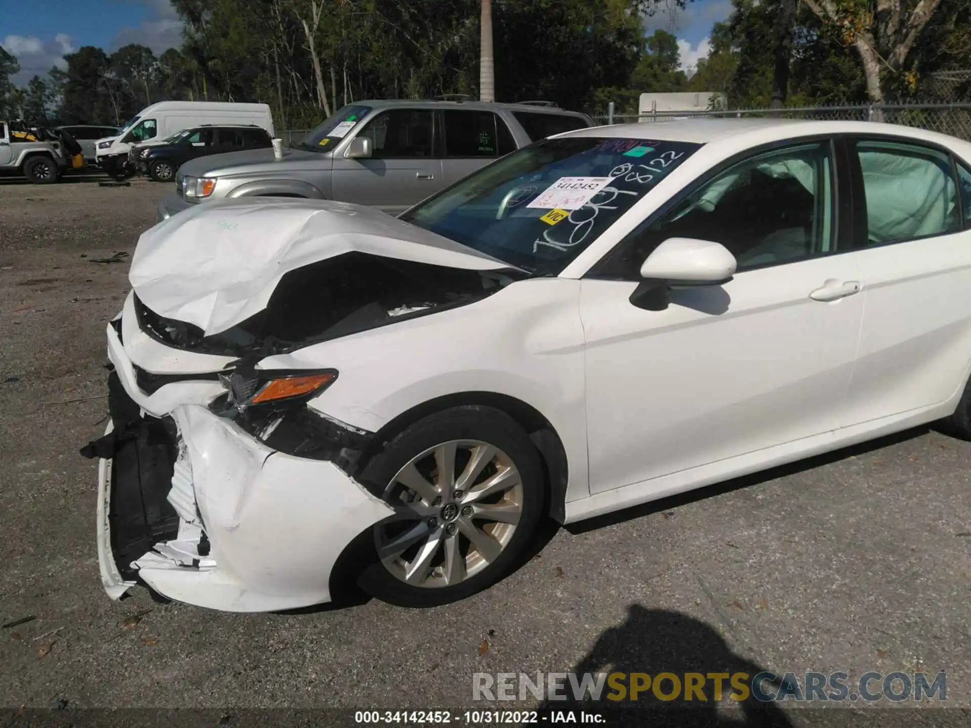 12 Photograph of a damaged car 4T1B11HK0KU191699 TOYOTA CAMRY 2019