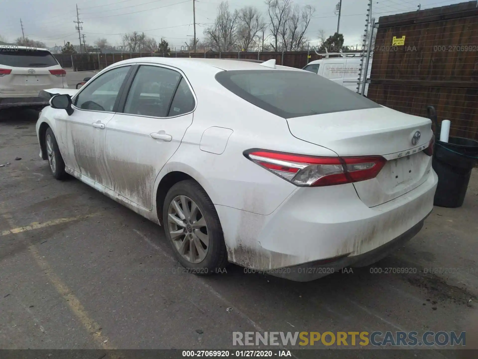 3 Photograph of a damaged car 4T1B11HK0KU191833 TOYOTA CAMRY 2019