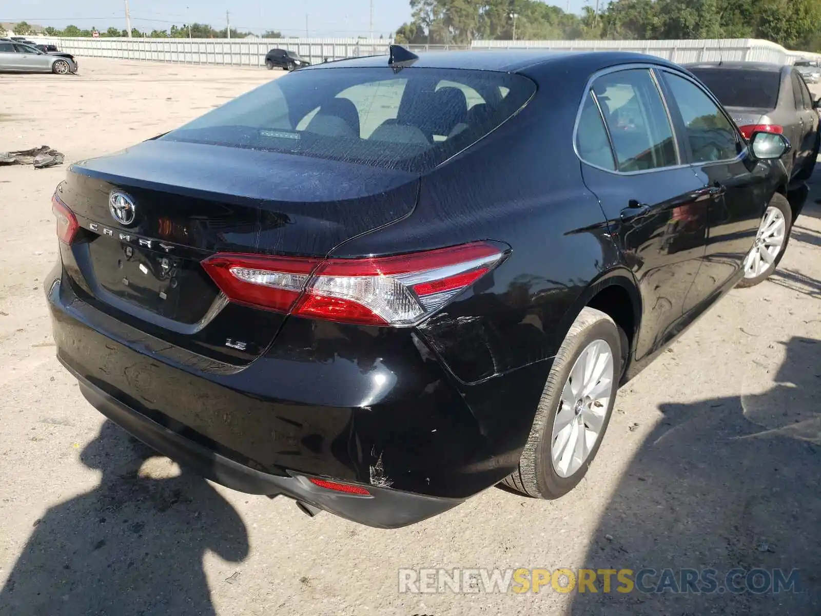 4 Photograph of a damaged car 4T1B11HK0KU194506 TOYOTA CAMRY 2019