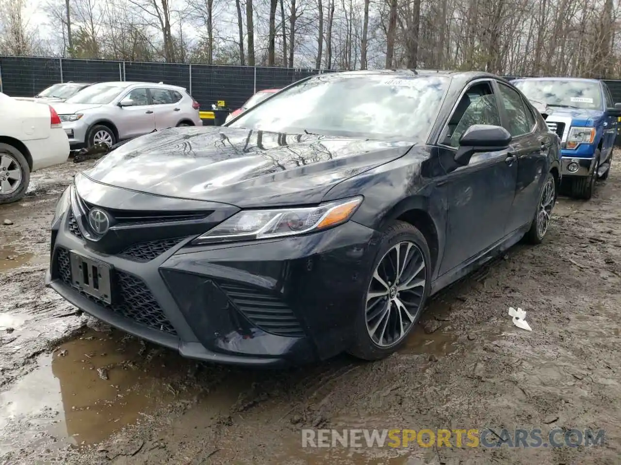 2 Photograph of a damaged car 4T1B11HK0KU195722 TOYOTA CAMRY 2019