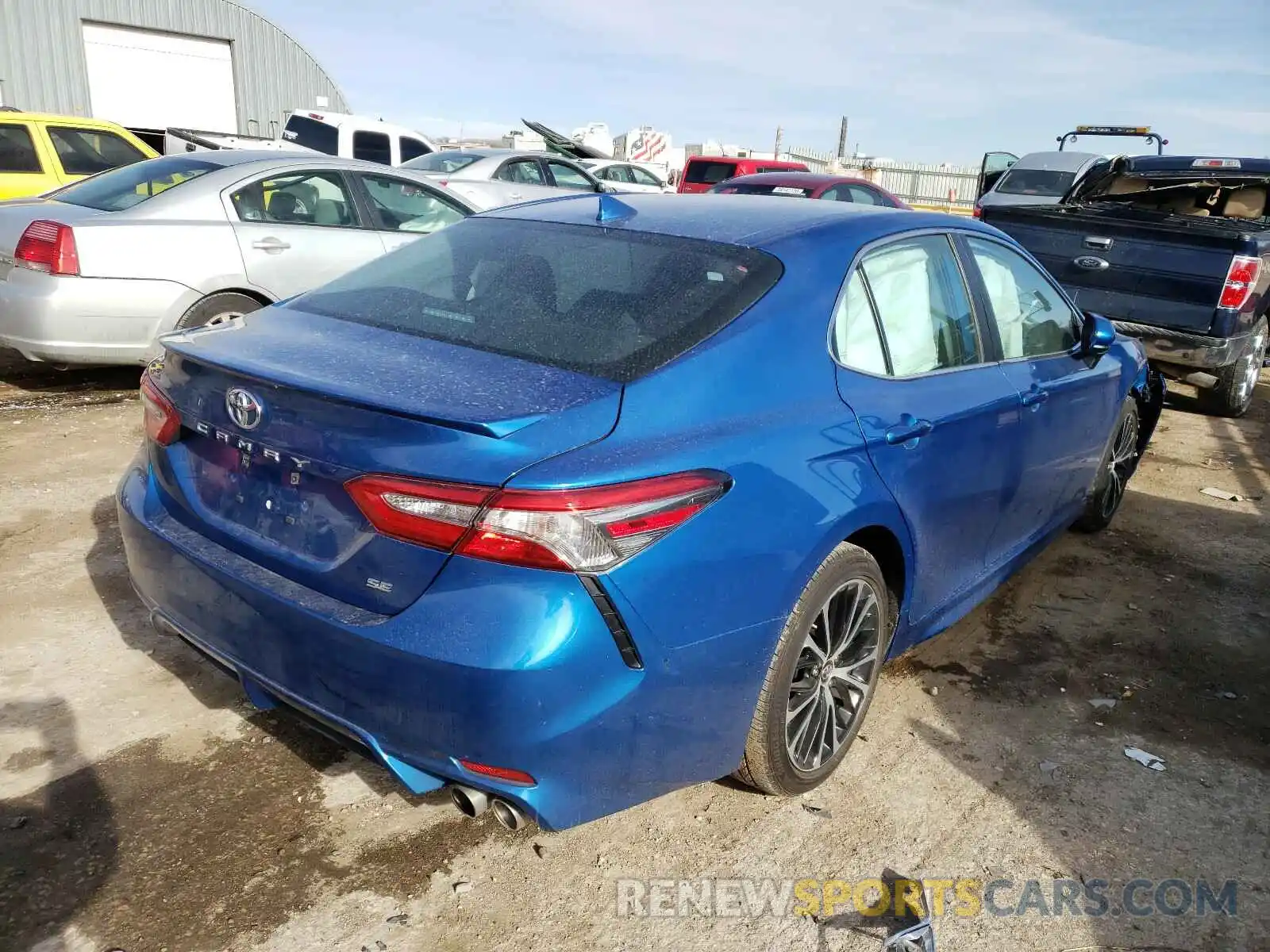 4 Photograph of a damaged car 4T1B11HK0KU197163 TOYOTA CAMRY 2019