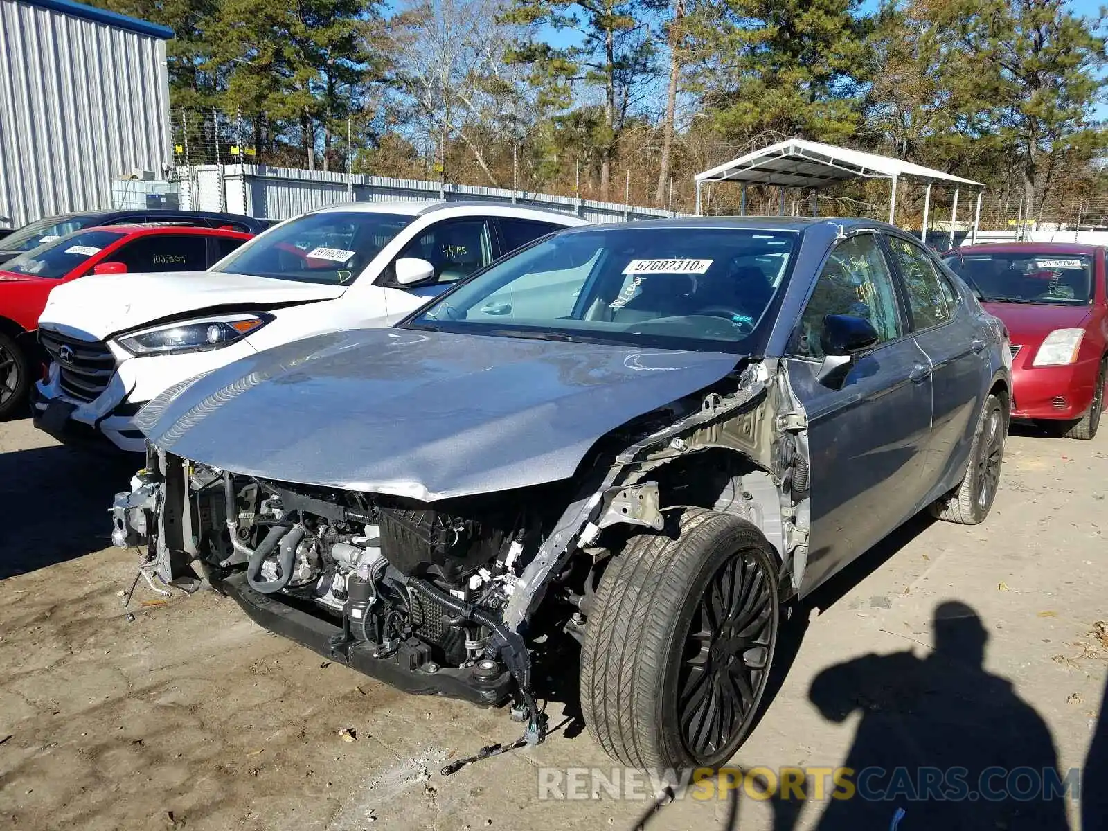 2 Photograph of a damaged car 4T1B11HK0KU197275 TOYOTA CAMRY 2019