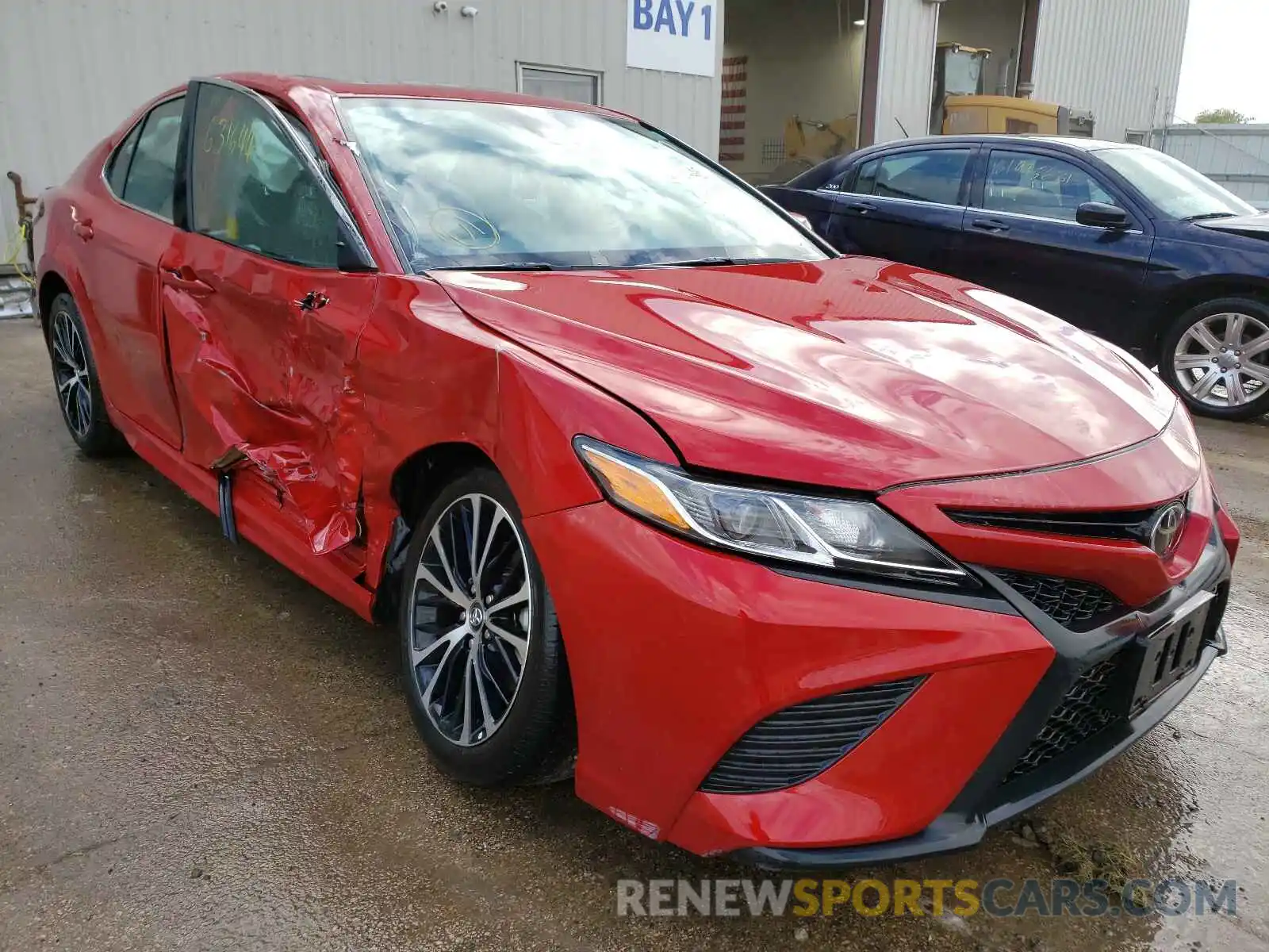 1 Photograph of a damaged car 4T1B11HK0KU197633 TOYOTA CAMRY 2019