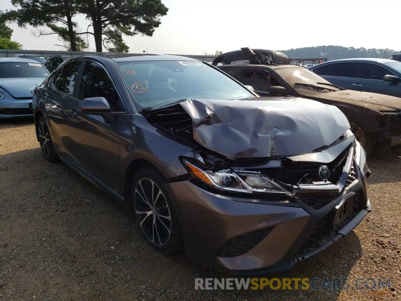 1 Photograph of a damaged car 4T1B11HK0KU199074 TOYOTA CAMRY 2019