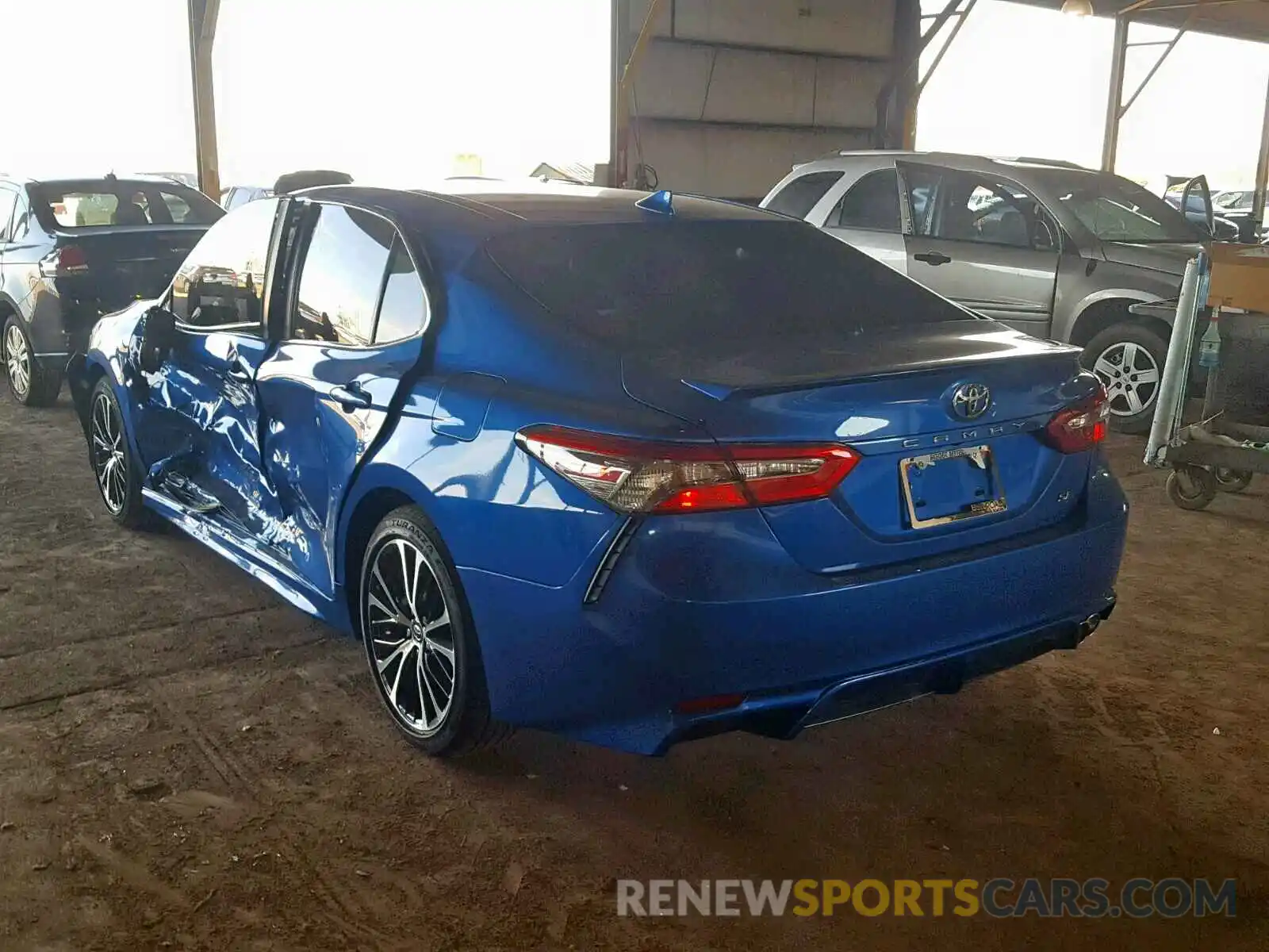 3 Photograph of a damaged car 4T1B11HK0KU200109 TOYOTA CAMRY 2019