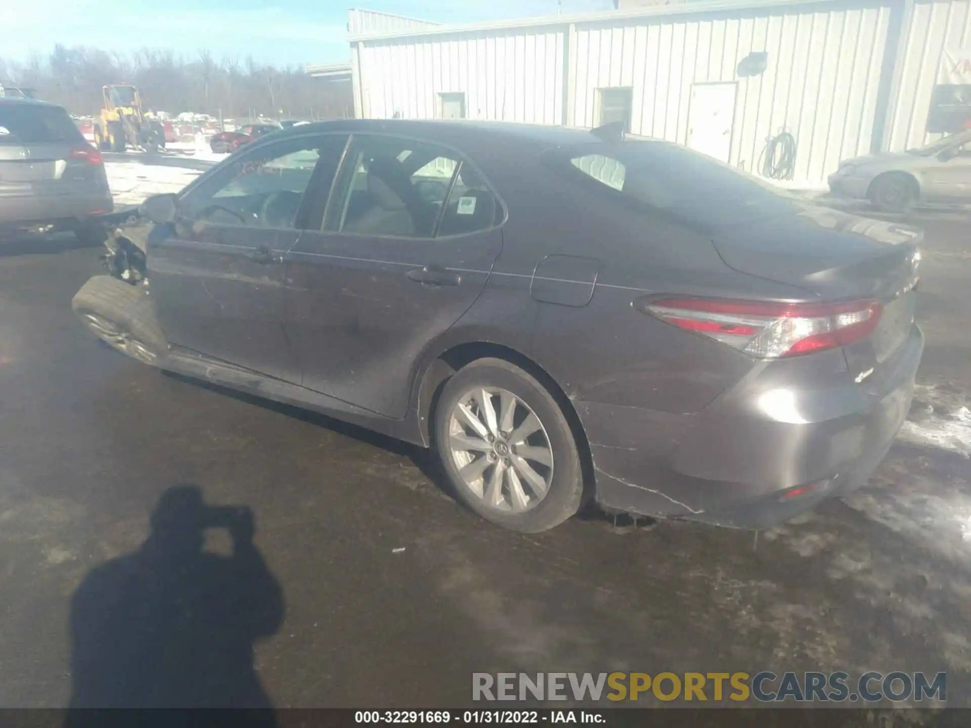 3 Photograph of a damaged car 4T1B11HK0KU200823 TOYOTA CAMRY 2019