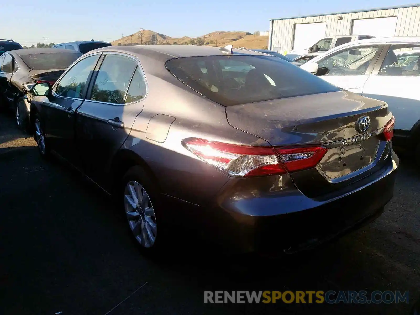 3 Photograph of a damaged car 4T1B11HK0KU203754 TOYOTA CAMRY 2019