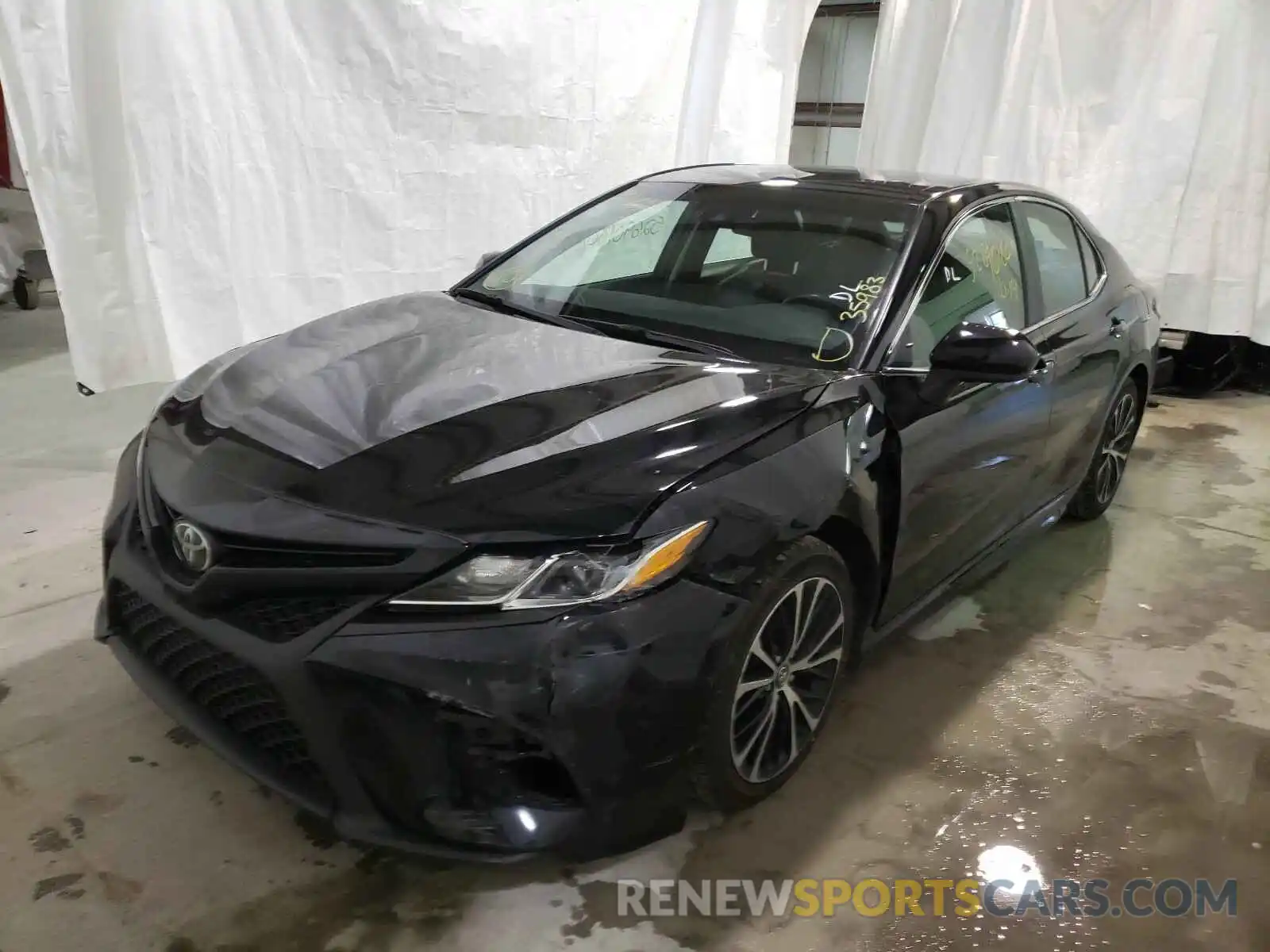 2 Photograph of a damaged car 4T1B11HK0KU206542 TOYOTA CAMRY 2019