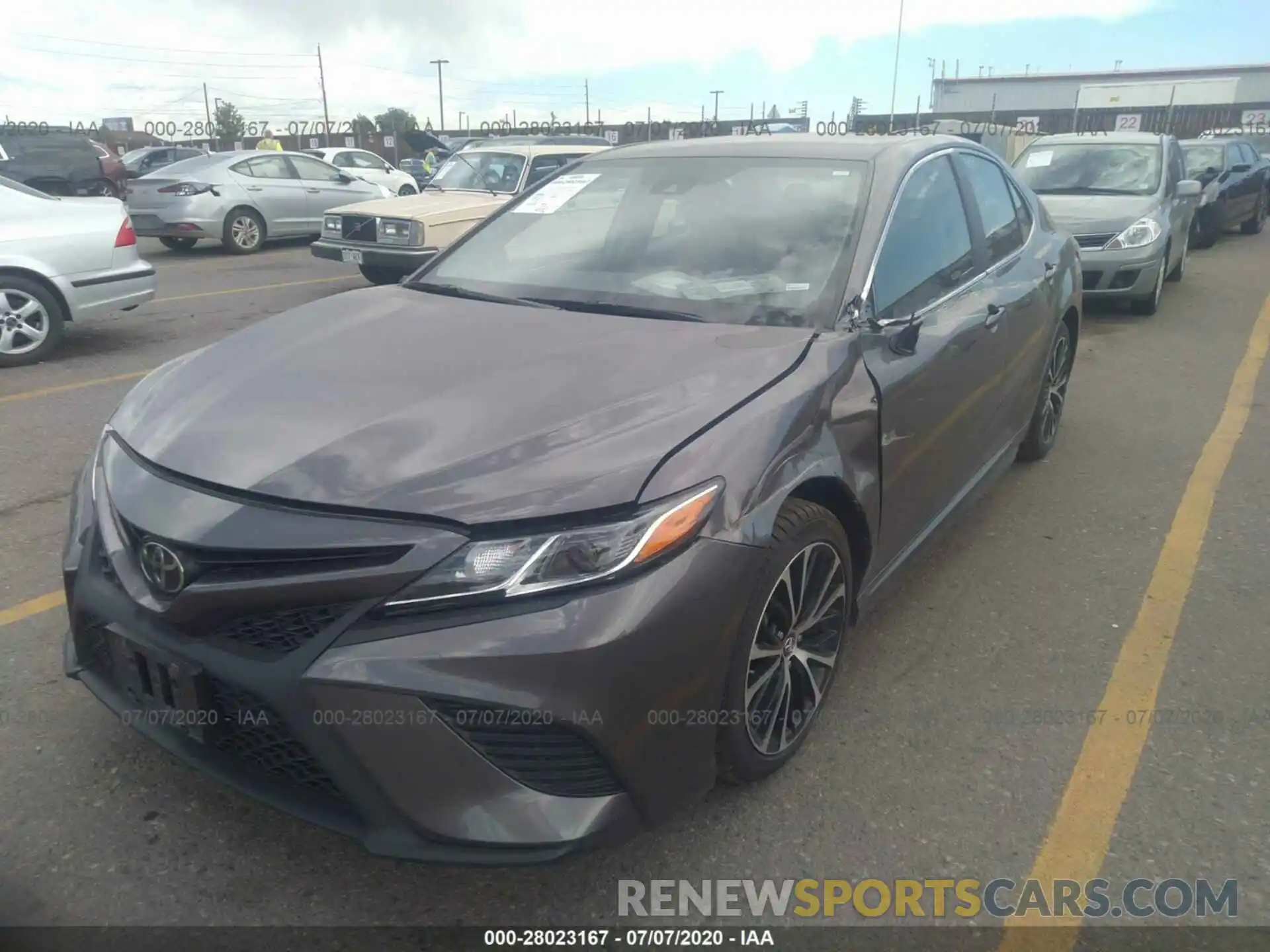 6 Photograph of a damaged car 4T1B11HK0KU206587 TOYOTA CAMRY 2019