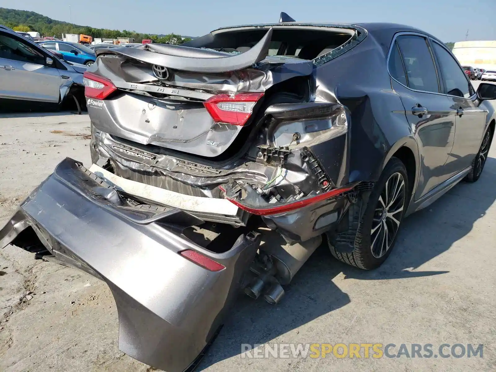 9 Photograph of a damaged car 4T1B11HK0KU207982 TOYOTA CAMRY 2019