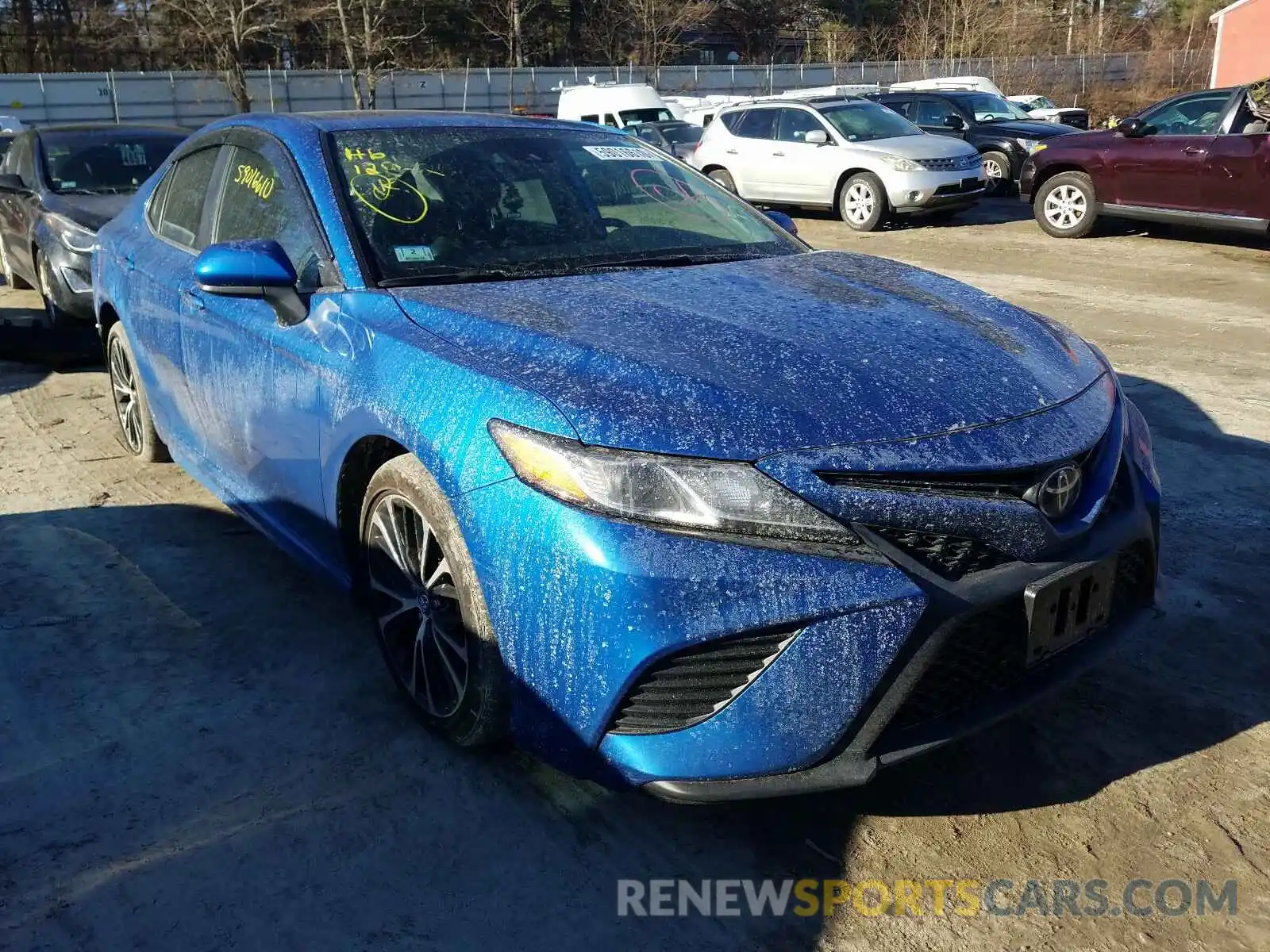 1 Photograph of a damaged car 4T1B11HK0KU208131 TOYOTA CAMRY 2019