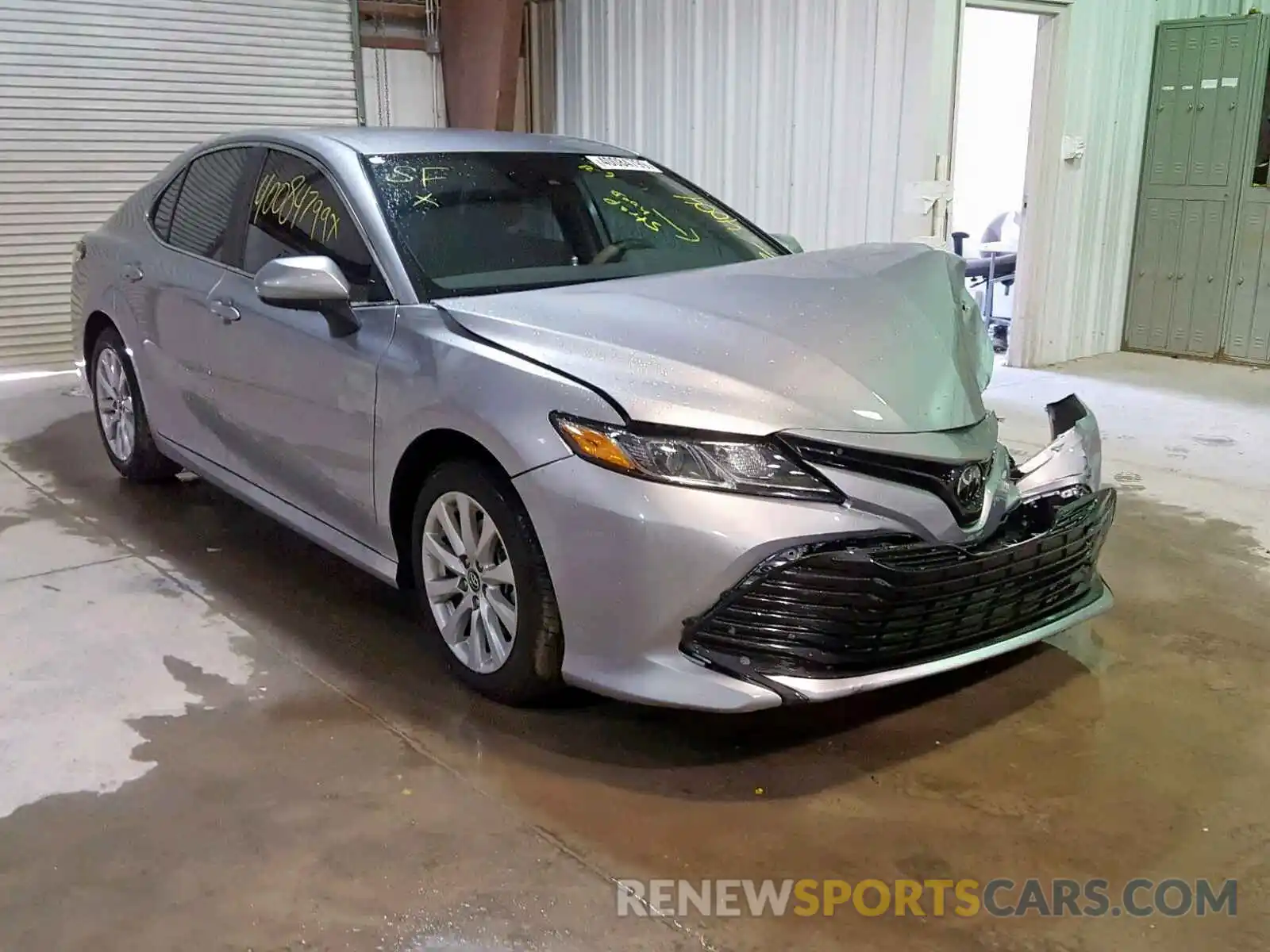 1 Photograph of a damaged car 4T1B11HK0KU208629 TOYOTA CAMRY 2019