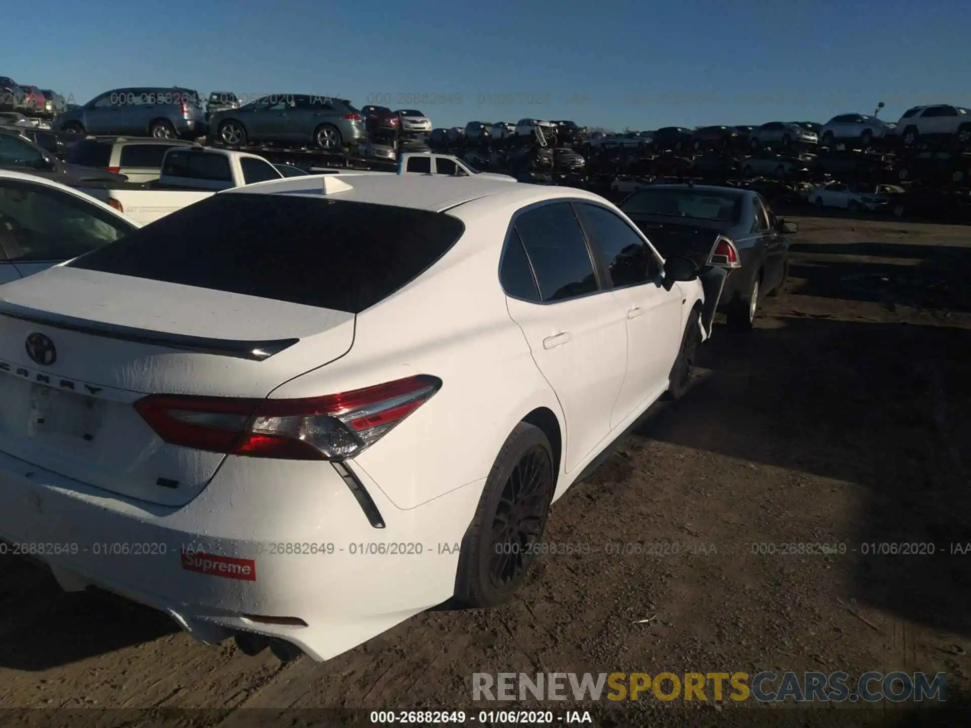 4 Фотография поврежденного автомобиля 4T1B11HK0KU208856 TOYOTA CAMRY 2019