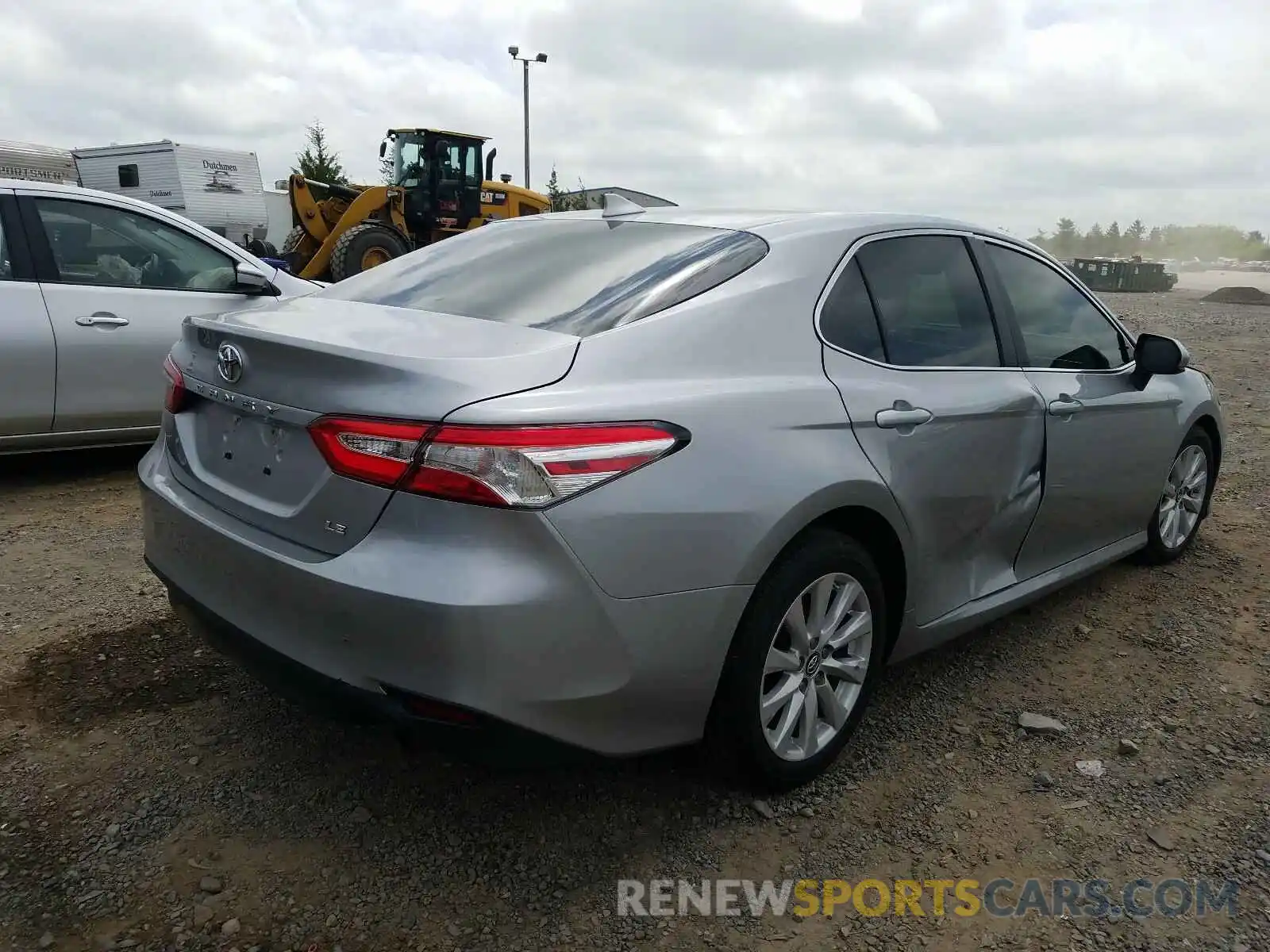 4 Photograph of a damaged car 4T1B11HK0KU209540 TOYOTA CAMRY 2019