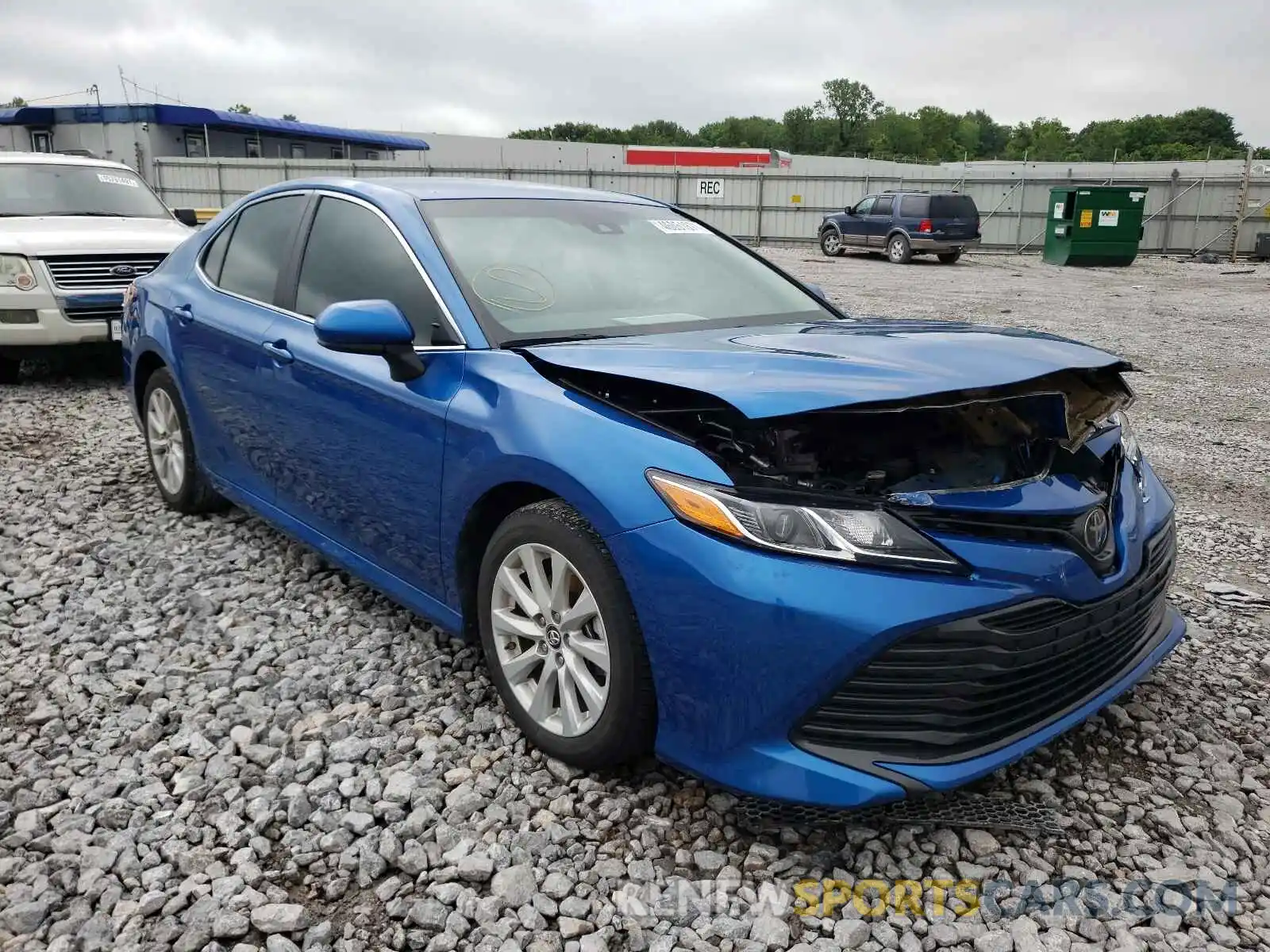 1 Photograph of a damaged car 4T1B11HK0KU209599 TOYOTA CAMRY 2019