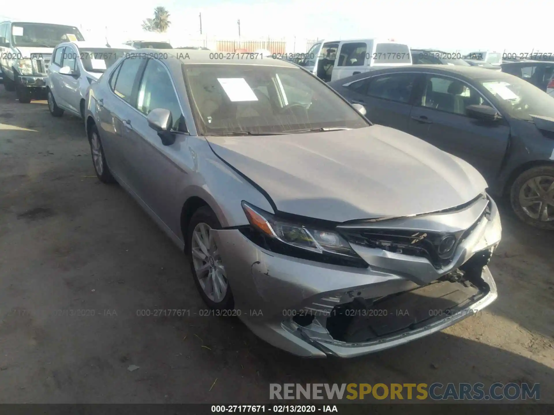 1 Photograph of a damaged car 4T1B11HK0KU210445 TOYOTA CAMRY 2019