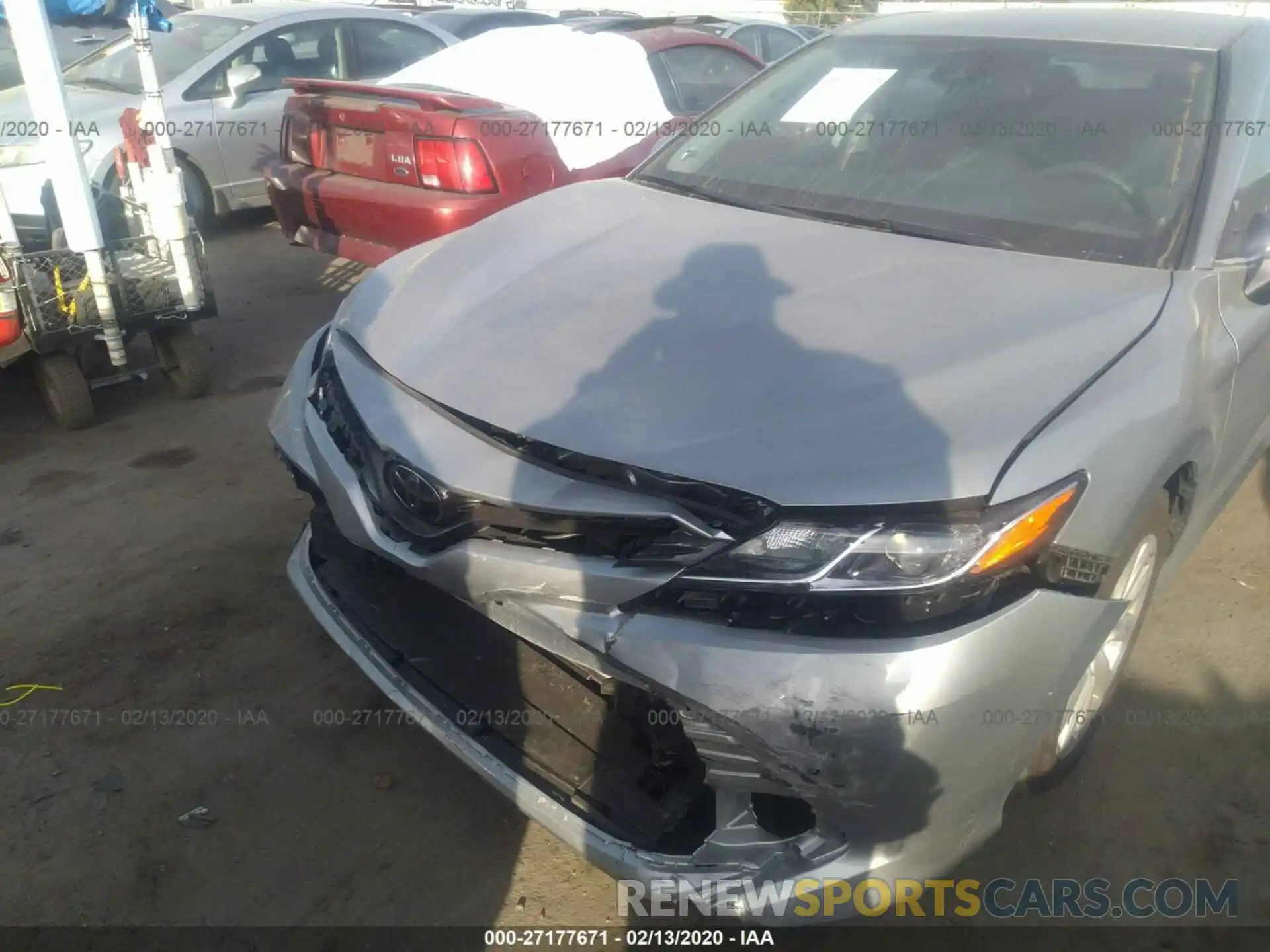 6 Photograph of a damaged car 4T1B11HK0KU210445 TOYOTA CAMRY 2019