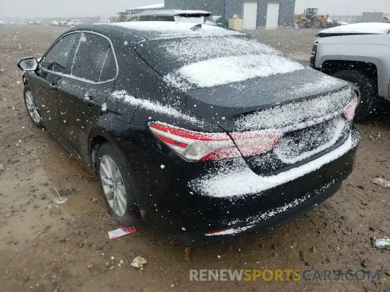 3 Photograph of a damaged car 4T1B11HK0KU212759 TOYOTA CAMRY 2019