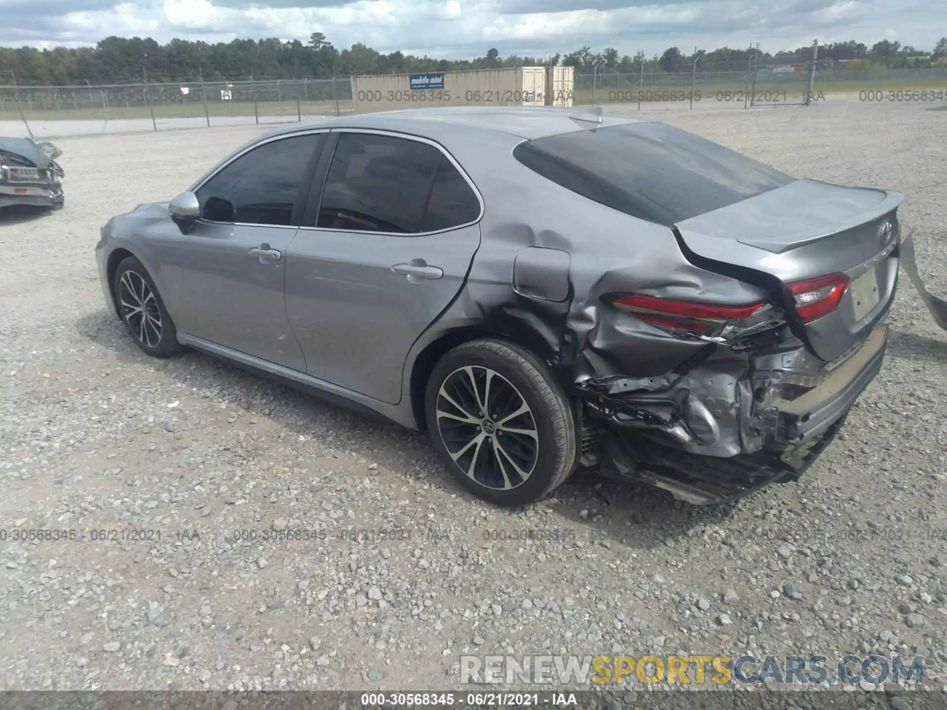 3 Photograph of a damaged car 4T1B11HK0KU214835 TOYOTA CAMRY 2019