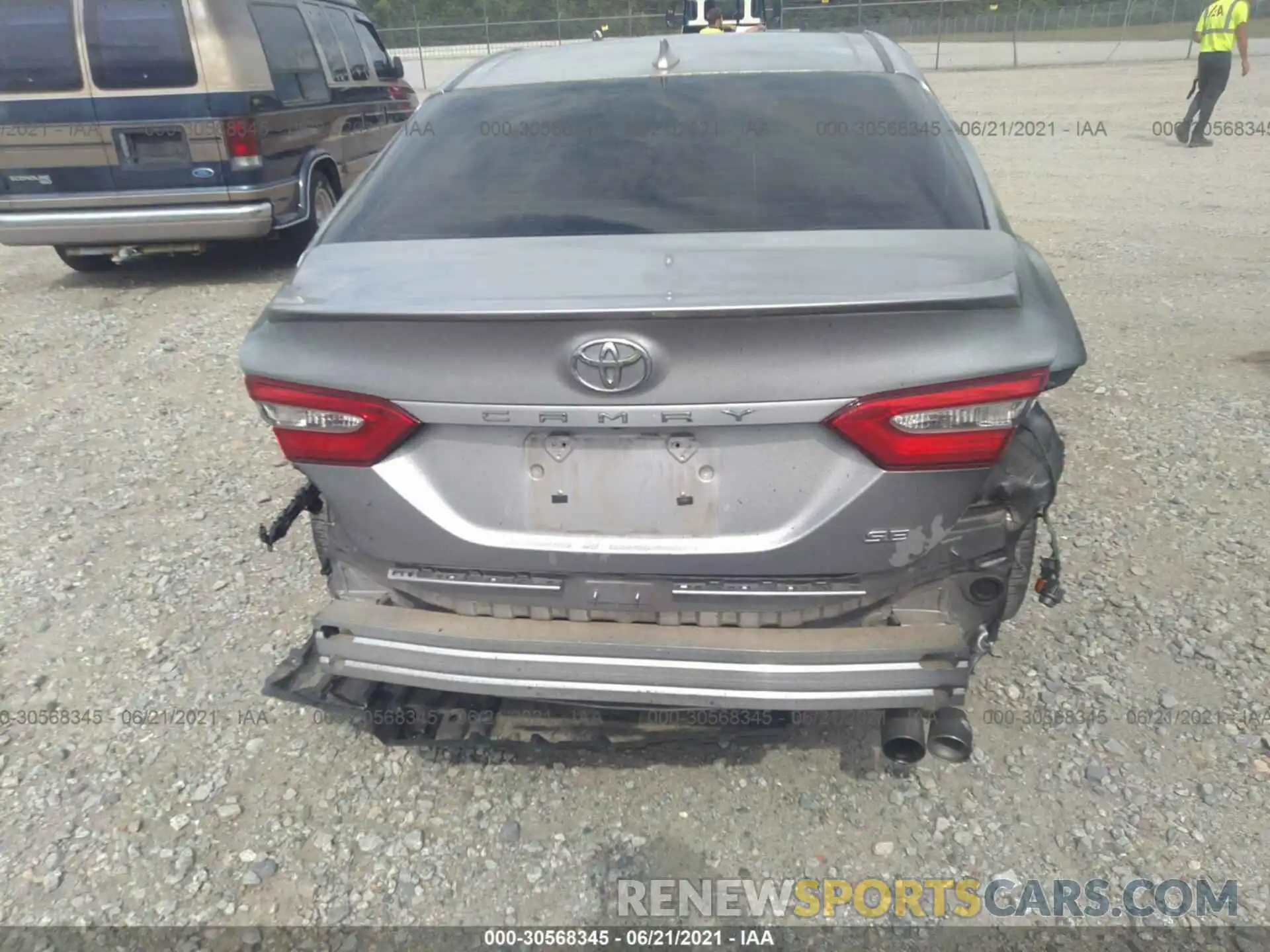 6 Photograph of a damaged car 4T1B11HK0KU214835 TOYOTA CAMRY 2019